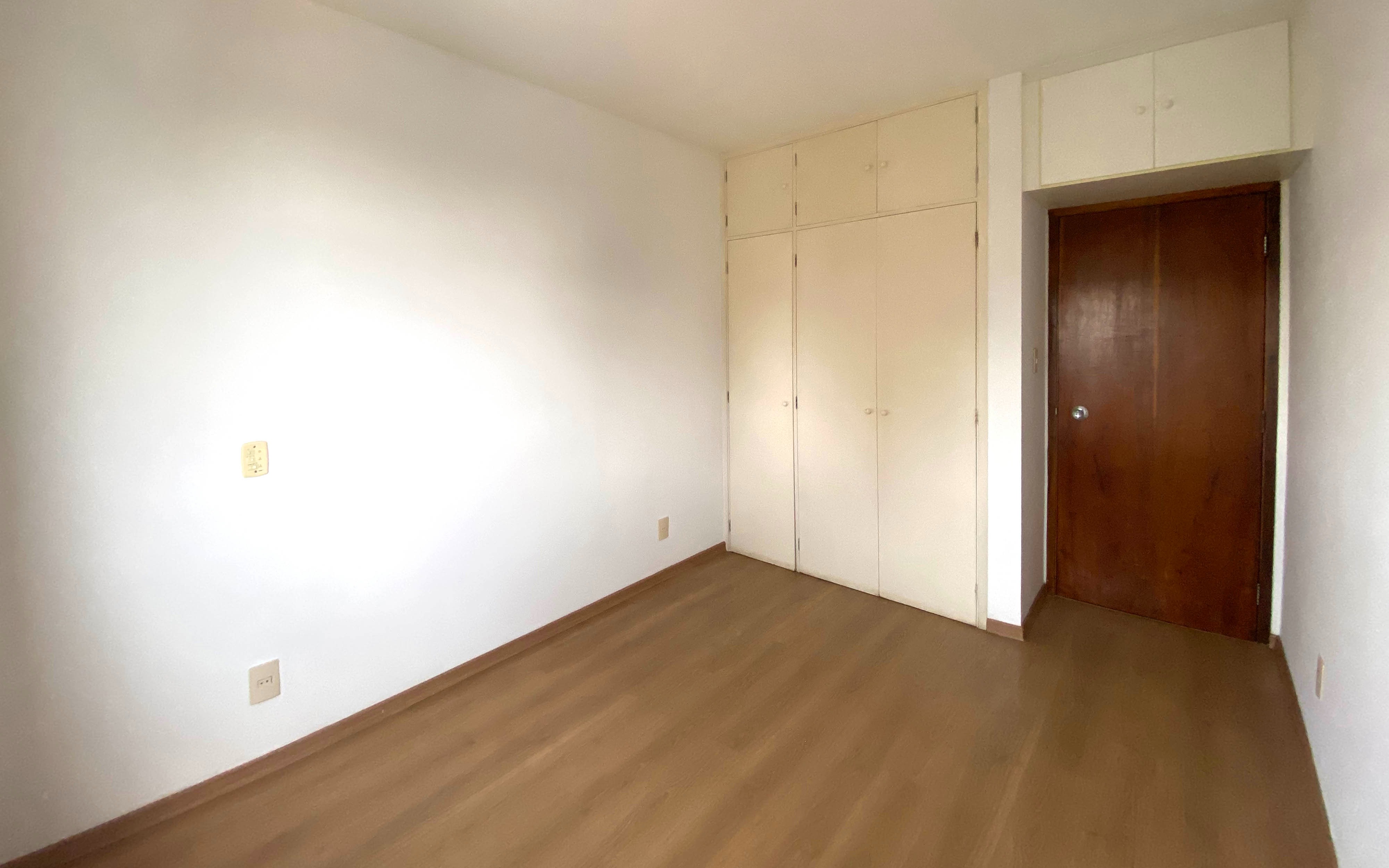 Apartamento à venda com 3 quartos, 168m² - Foto 14