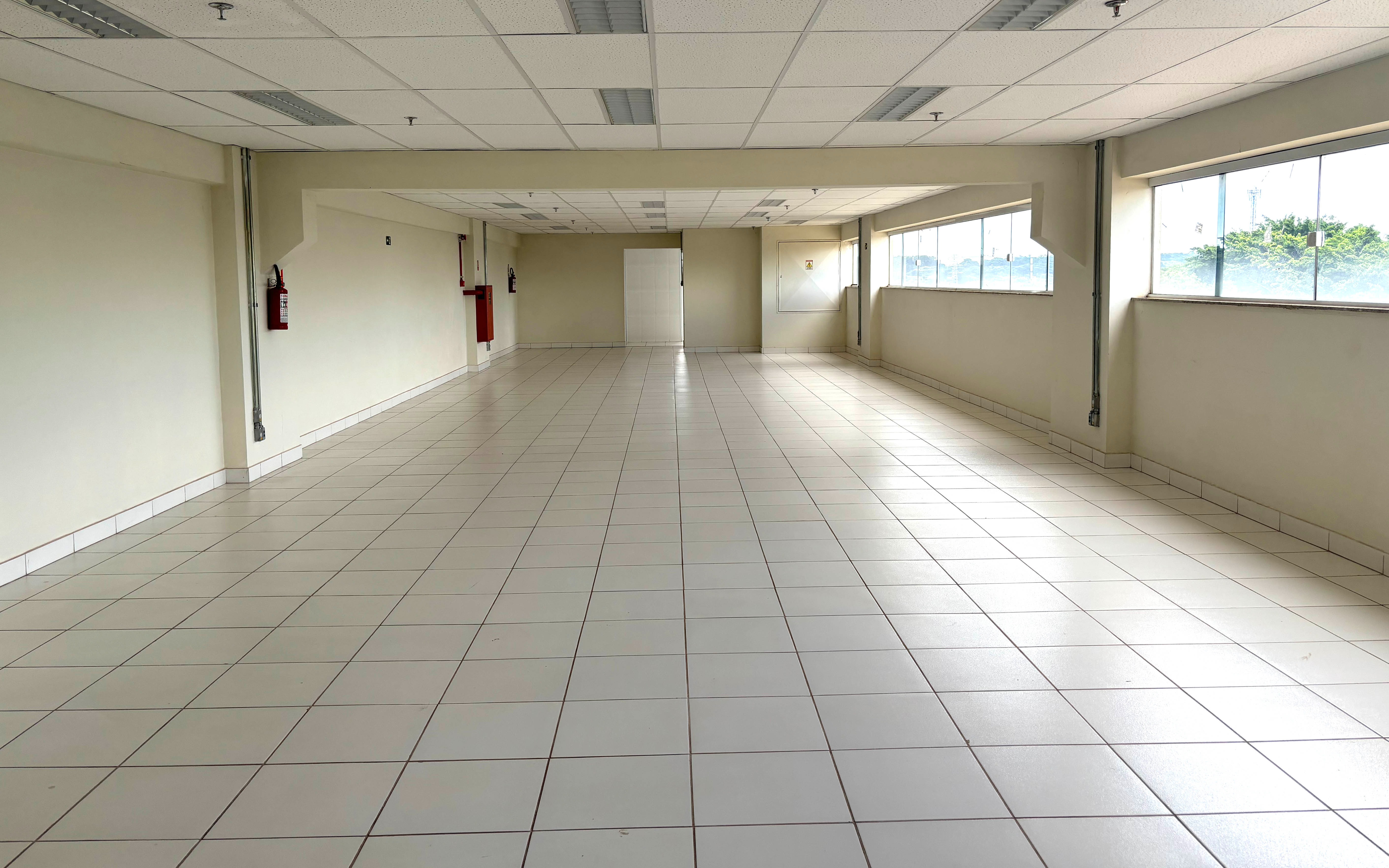 Depósito-Galpão-Armazém para alugar, 2300m² - Foto 12