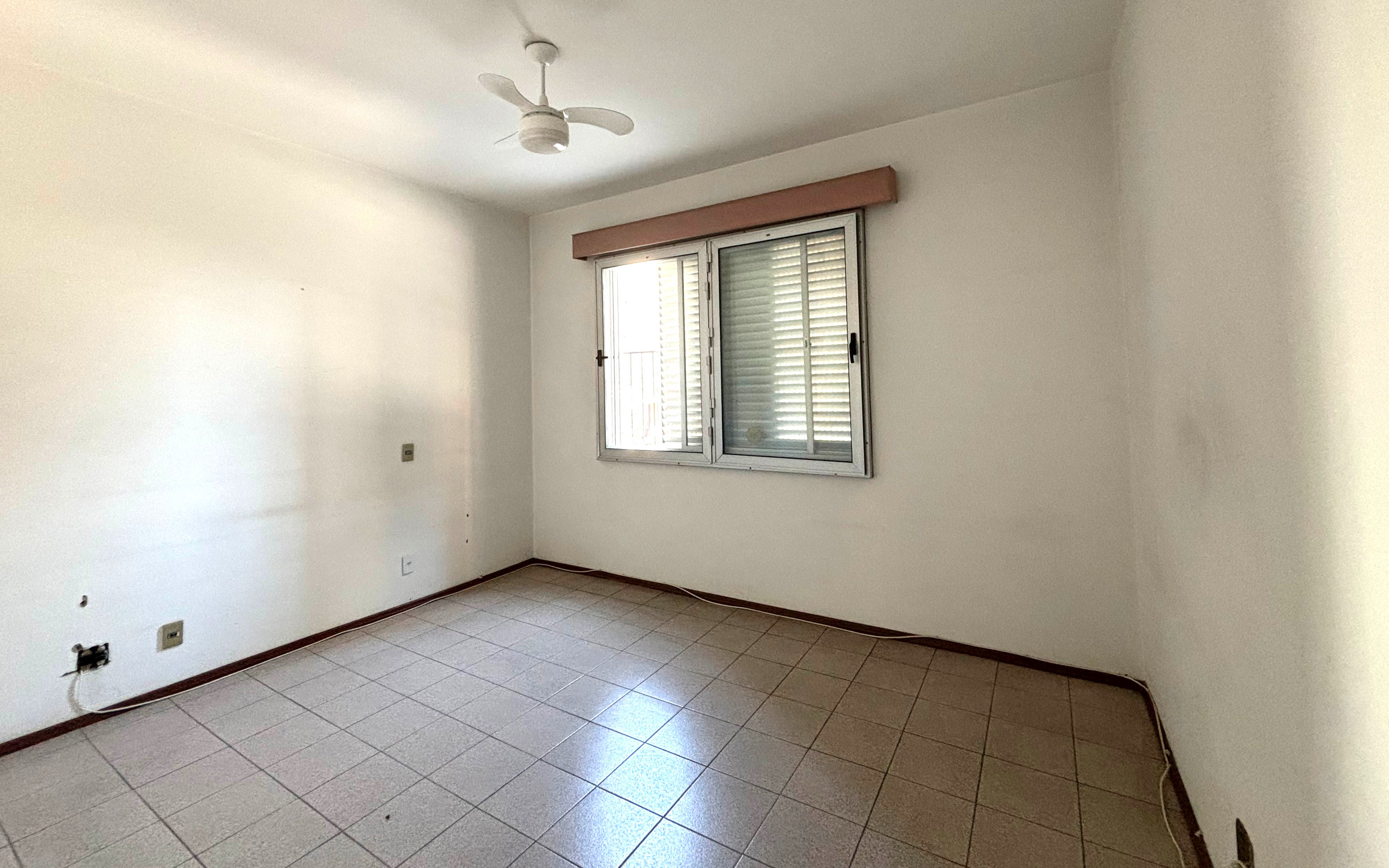 Apartamento à venda com 3 quartos, 197m² - Foto 13