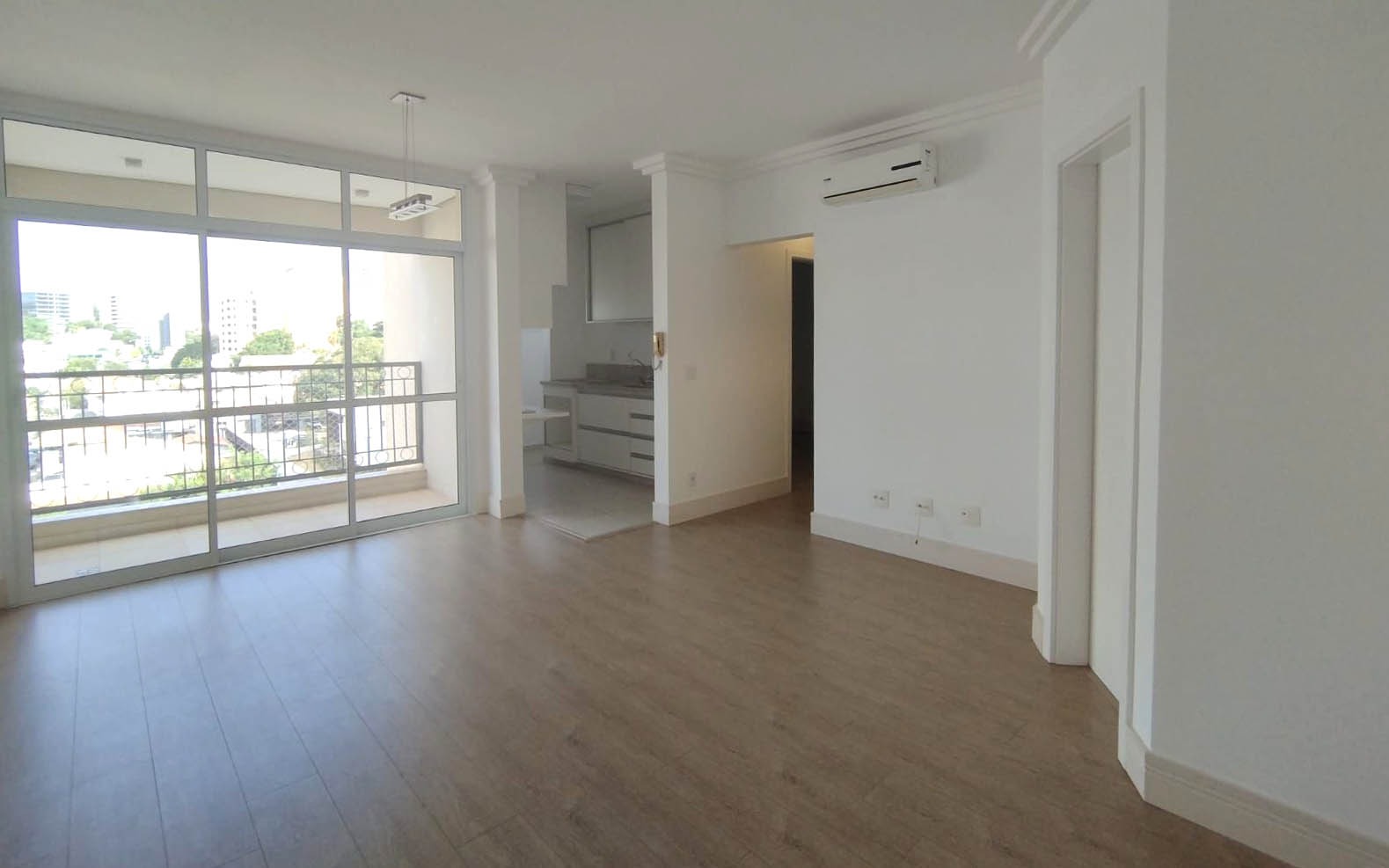 Apartamento para alugar com 2 quartos, 65m² - Foto 1