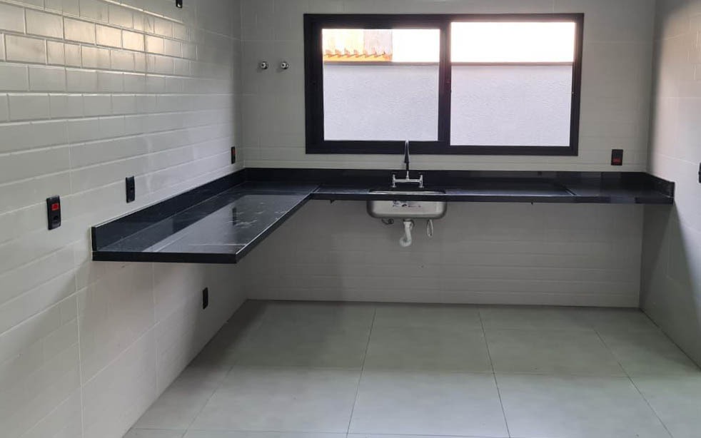 Casa de Condomínio à venda com 3 quartos, 300m² - Foto 5