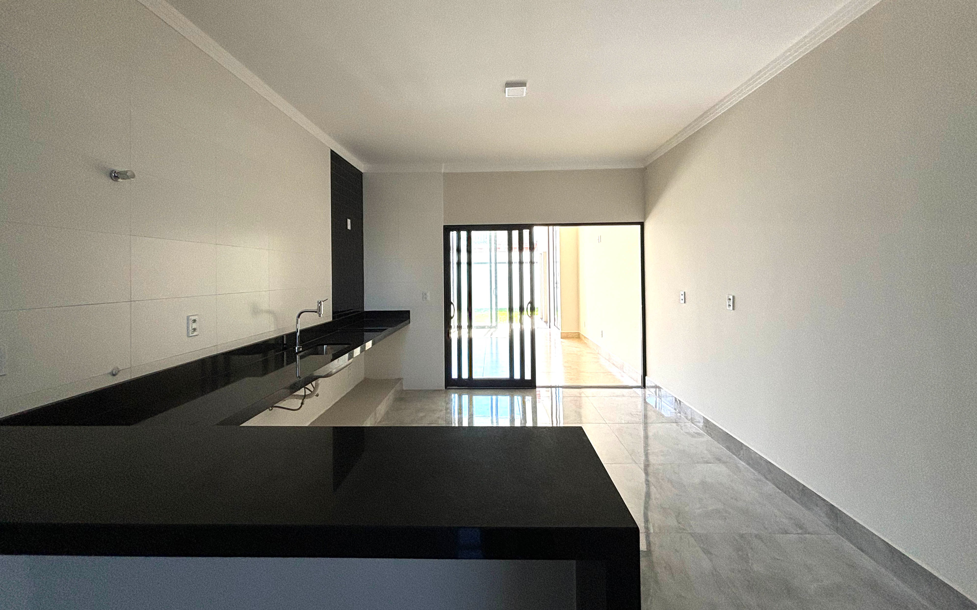 Casa de Condomínio à venda com 3 quartos, 173m² - Foto 3