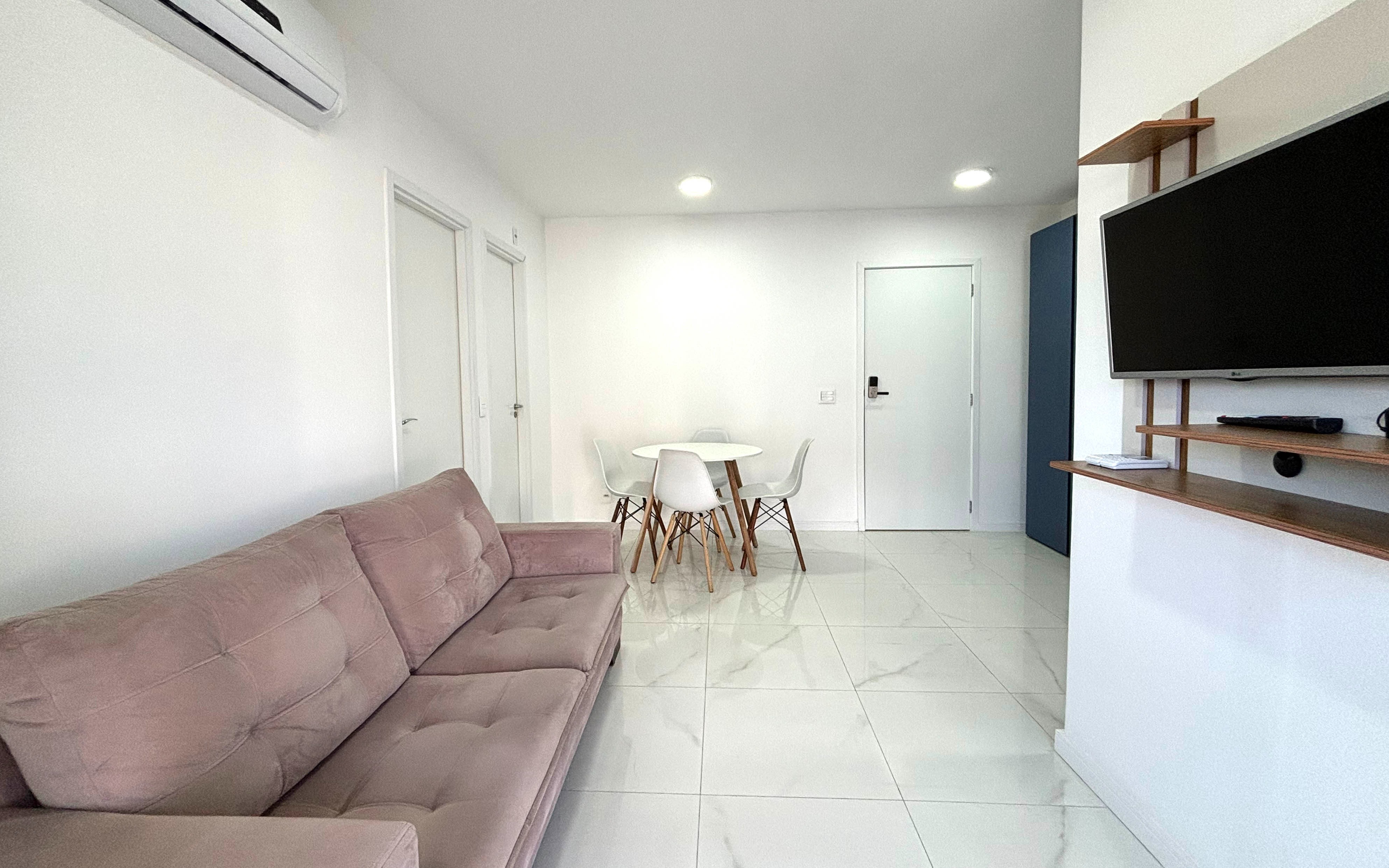 Apartamento à venda e aluguel com 1 quarto, 40m² - Foto 18