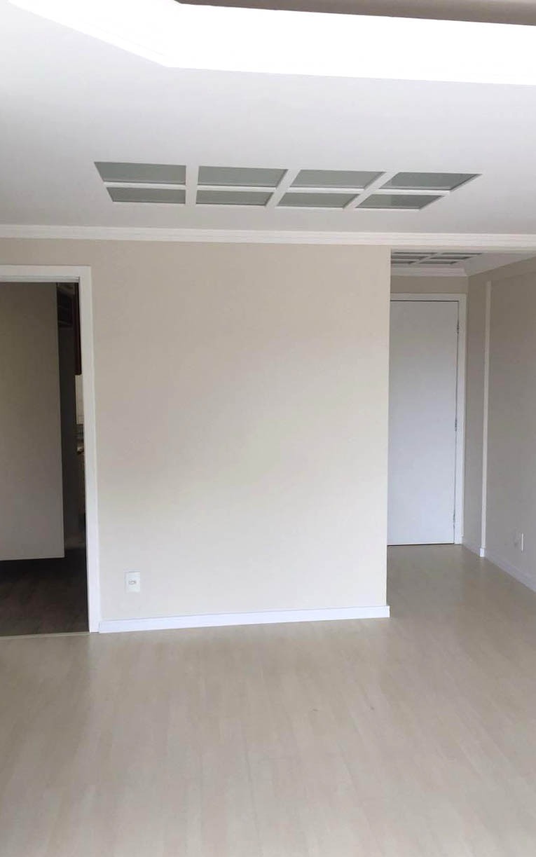 Apartamento à venda com 3 quartos, 96m² - Foto 2