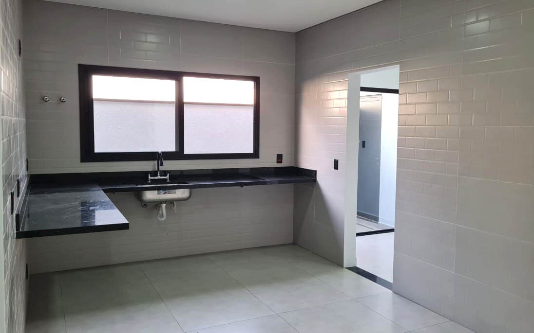 Casa de Condomínio à venda com 3 quartos, 300m² - Foto 6