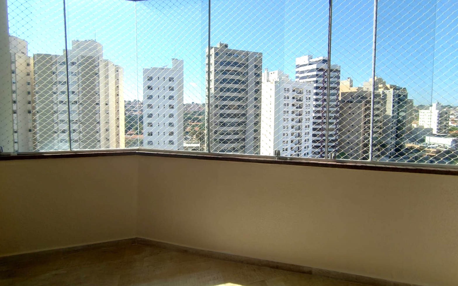 Apartamento à venda com 2 quartos, 110m² - Foto 4