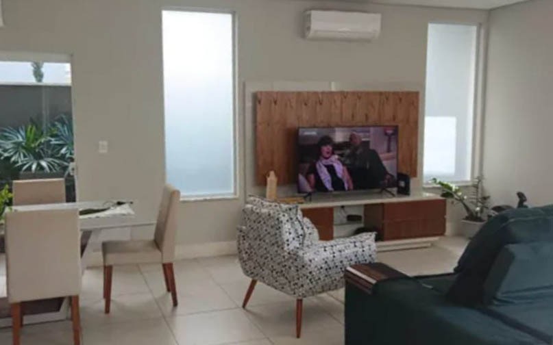 Casa de Condomínio à venda com 3 quartos, 310m² - Foto 2