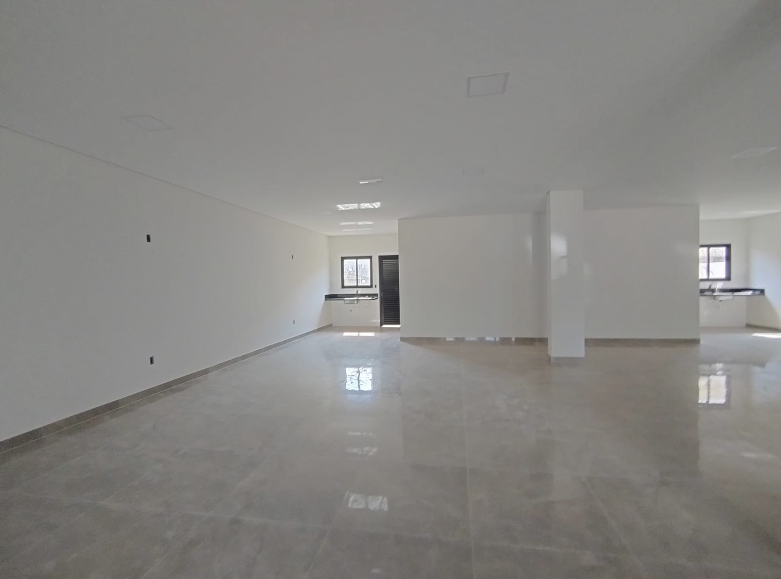 Loja-Salão para alugar, 100m² - Foto 3