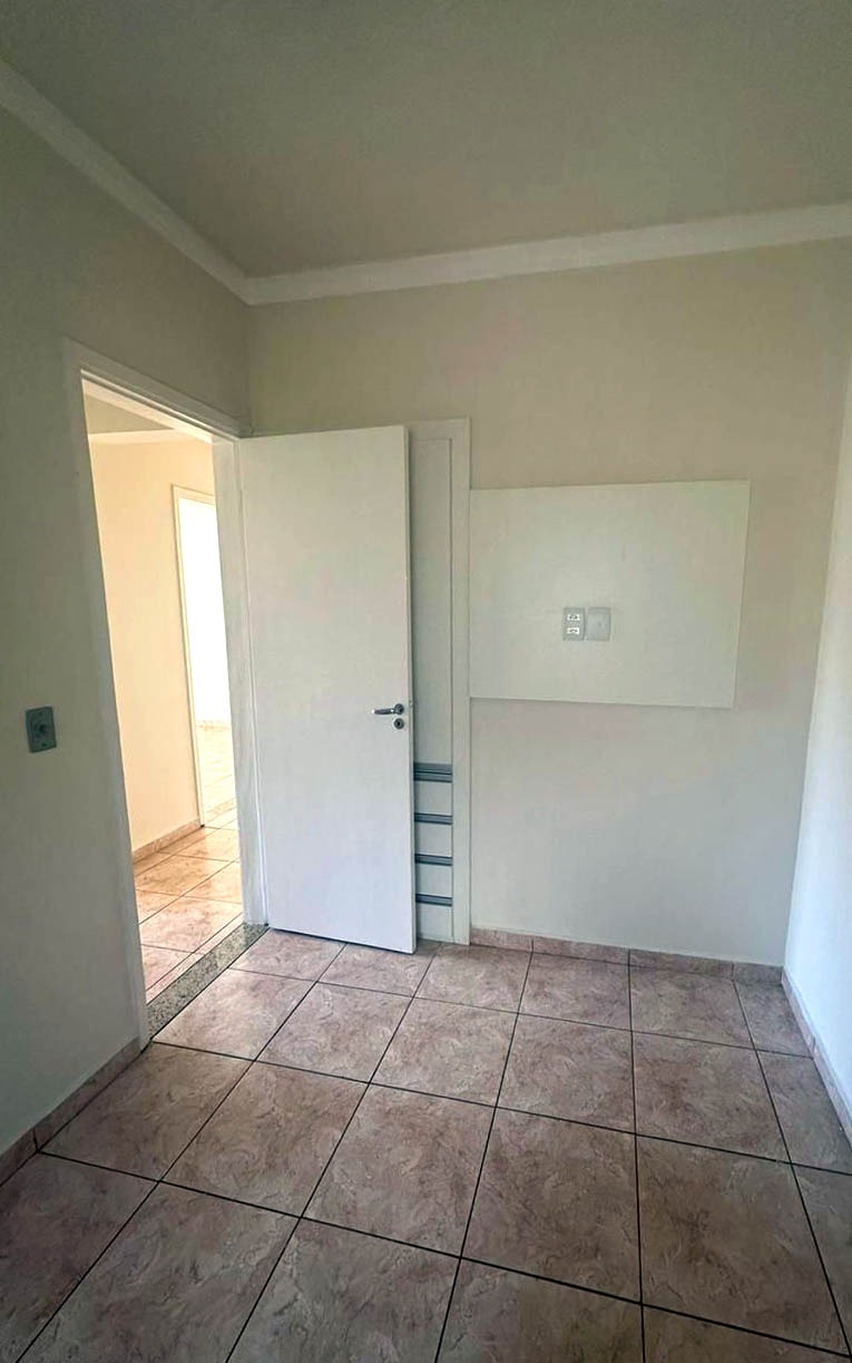 Apartamento à venda com 3 quartos, 74m² - Foto 11