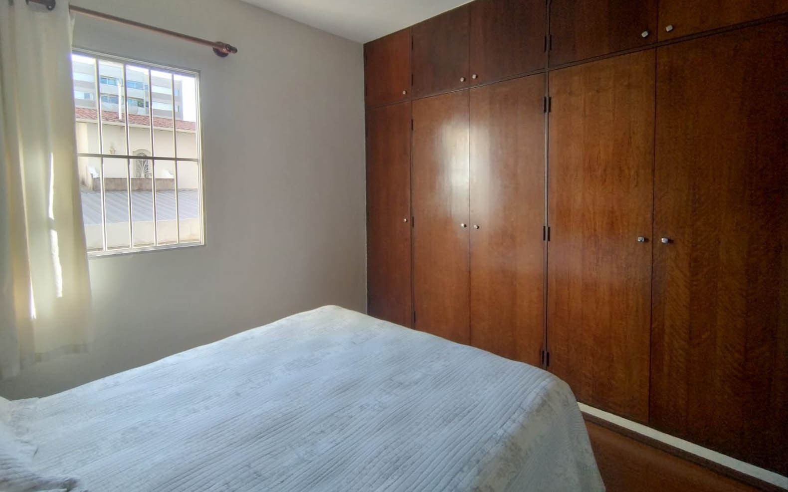 Apartamento à venda com 3 quartos, 99m² - Foto 15