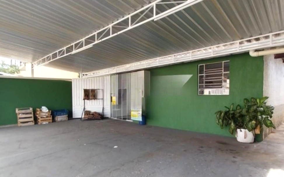 Prédio Inteiro à venda com 3 quartos, 100m² - Foto 1