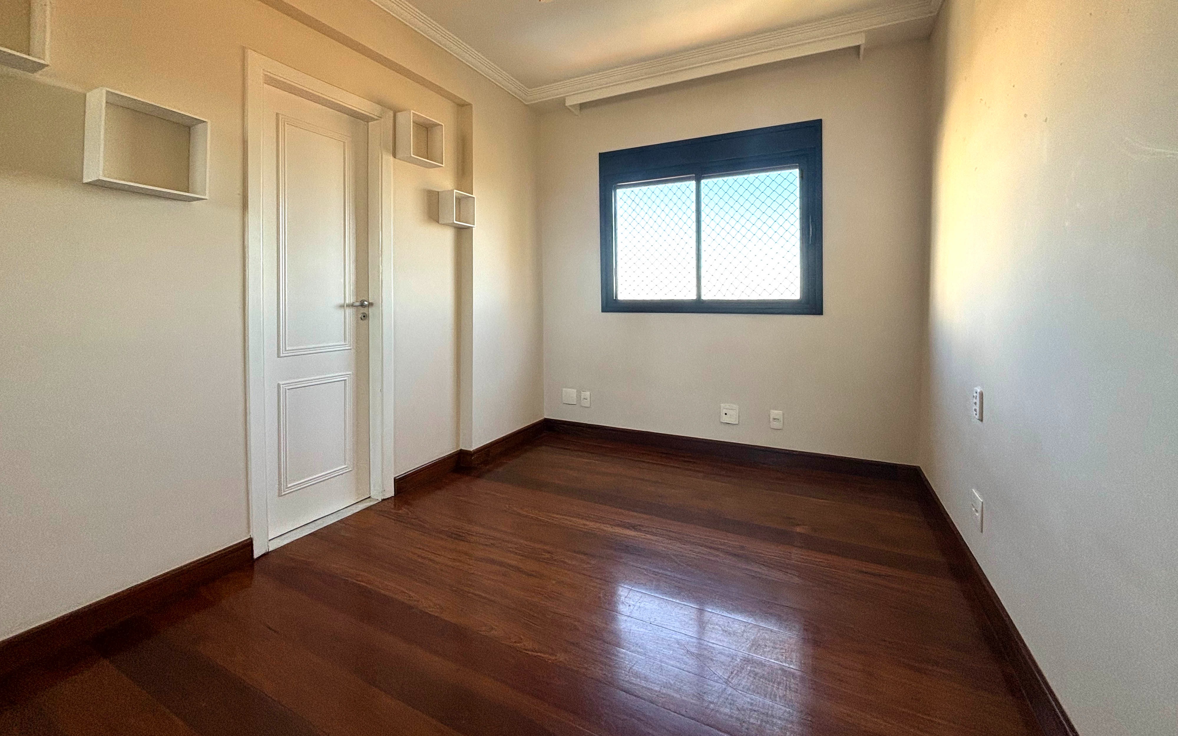 Apartamento para alugar com 3 quartos, 117m² - Foto 17