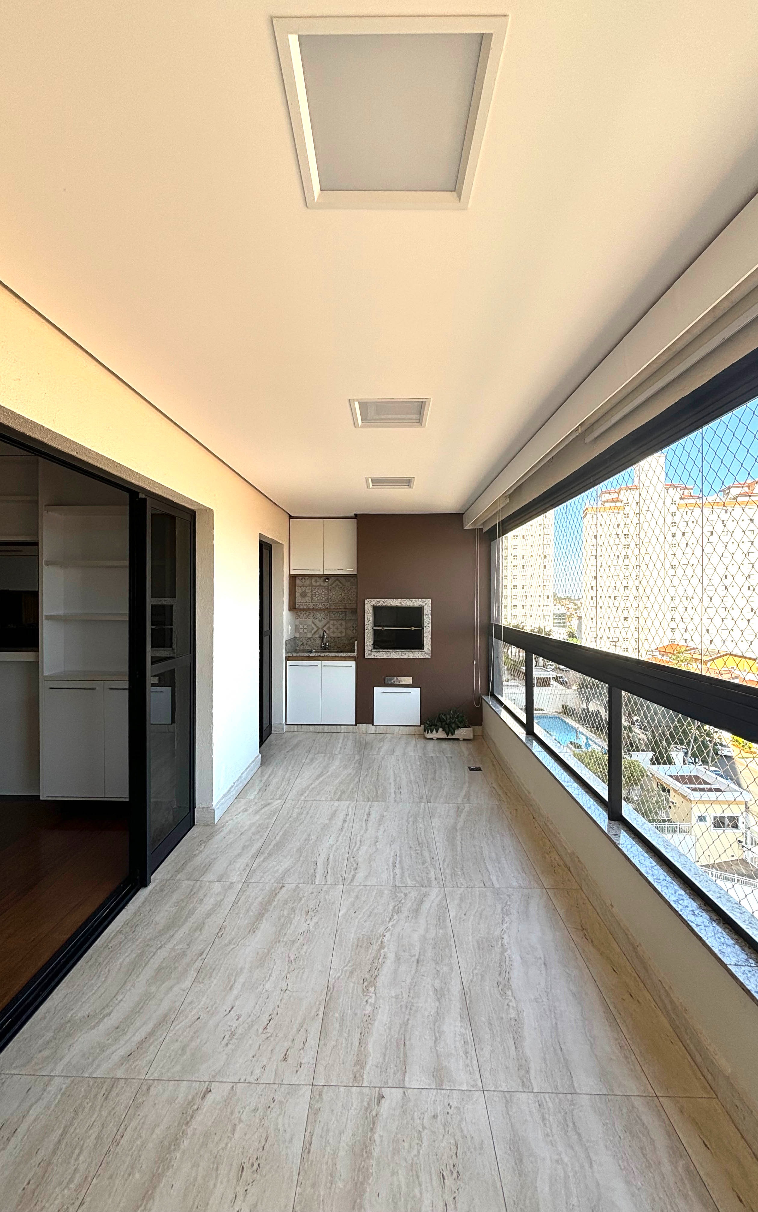 Apartamento para alugar com 3 quartos, 117m² - Foto 10