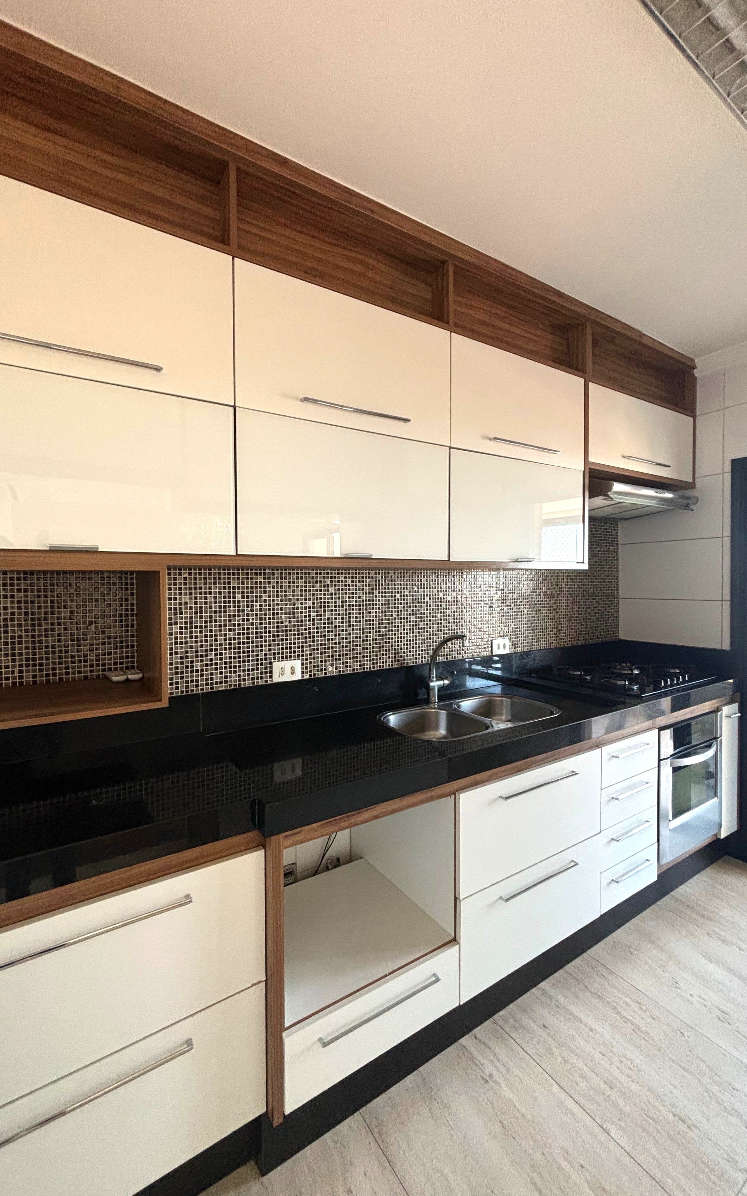 Apartamento para alugar com 3 quartos, 117m² - Foto 8