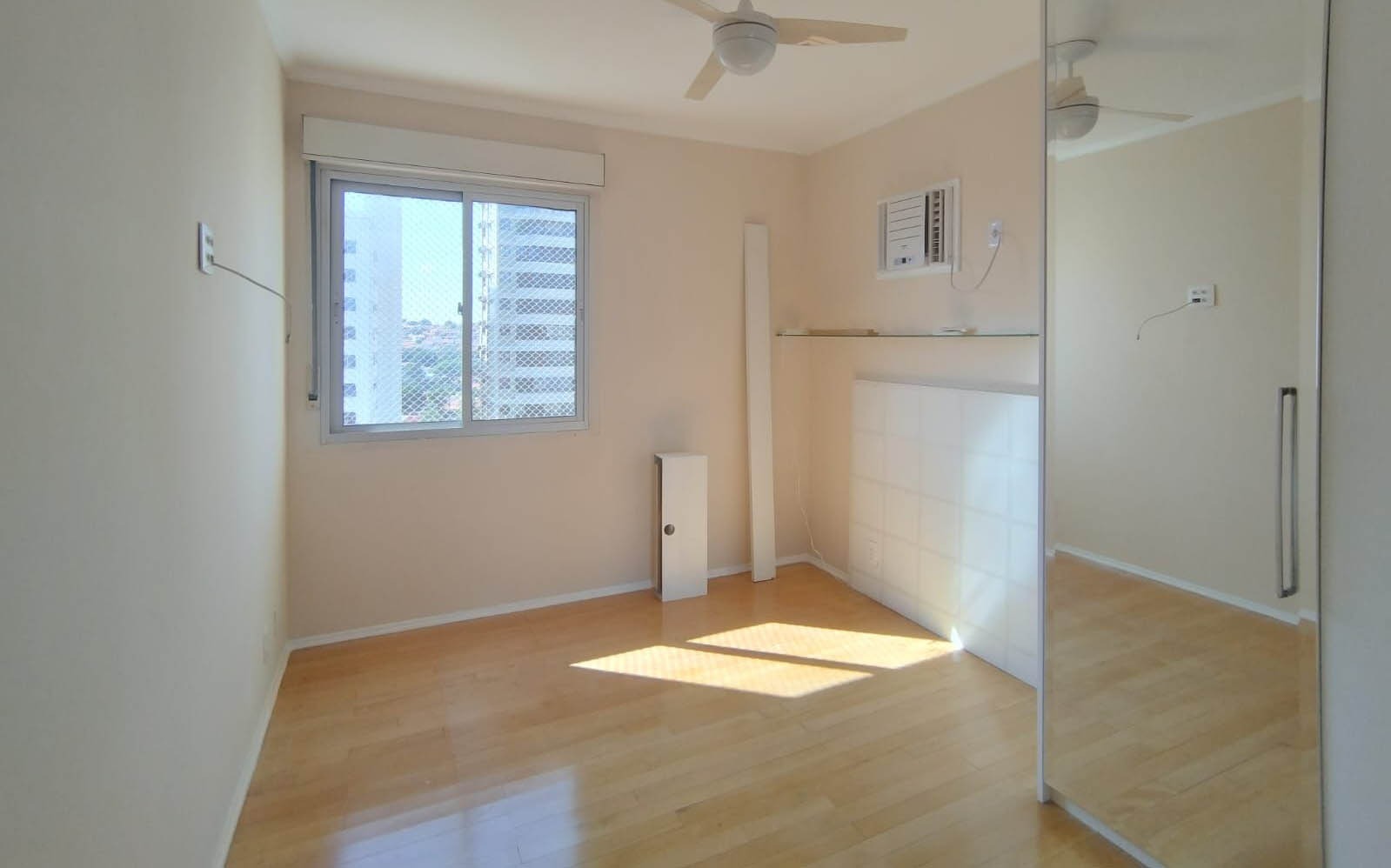 Apartamento à venda com 2 quartos, 110m² - Foto 15