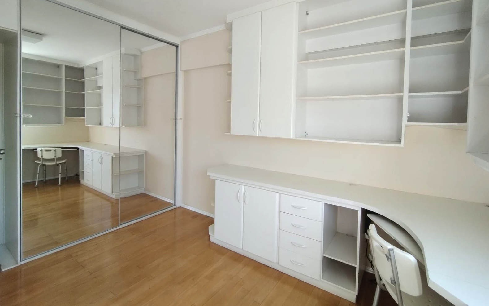 Apartamento à venda com 2 quartos, 110m² - Foto 13