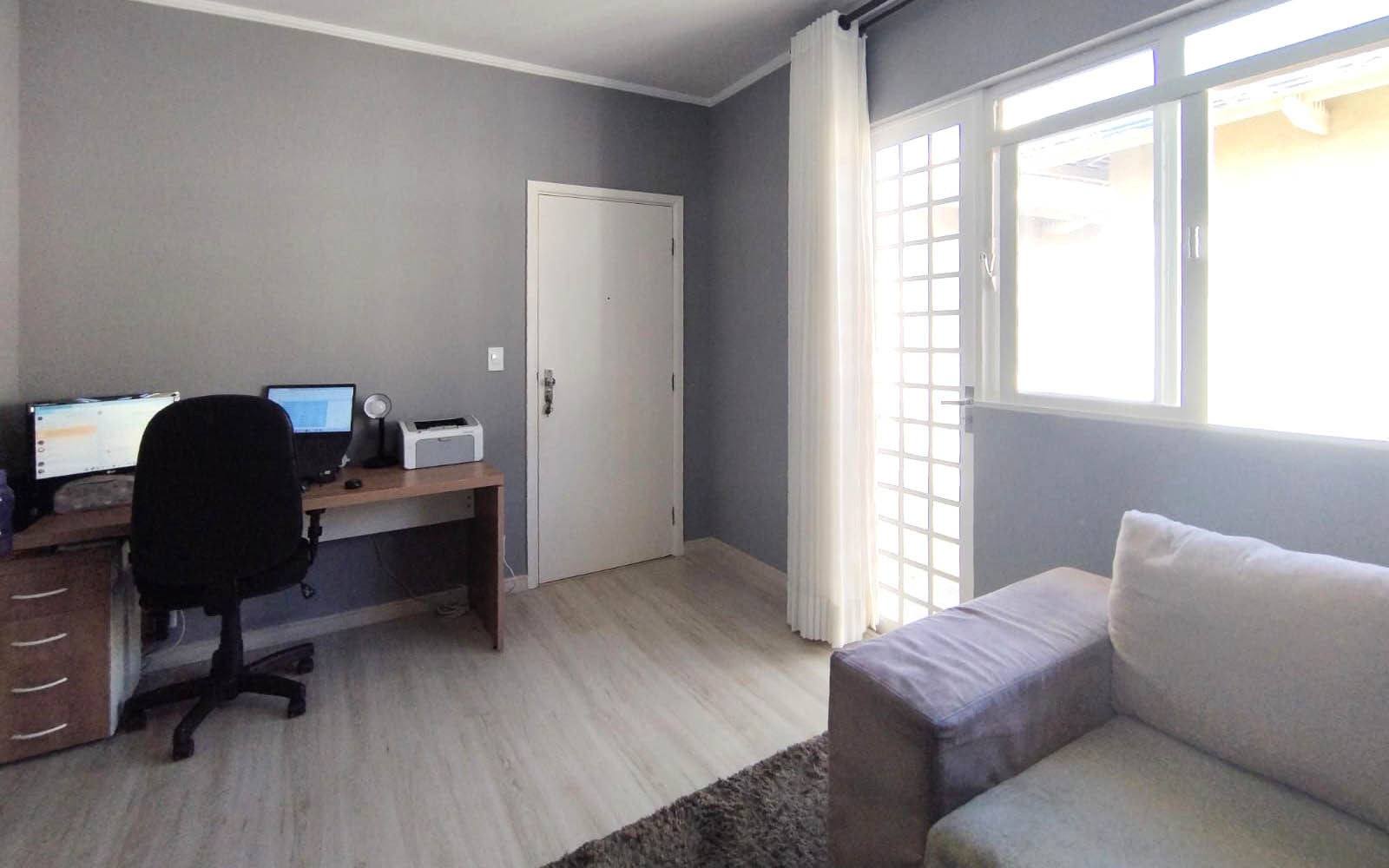 Apartamento à venda com 2 quartos, 85m² - Foto 2