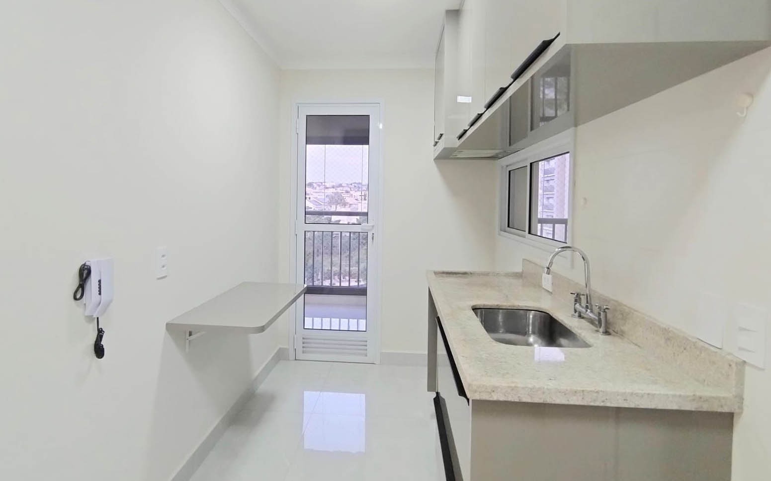 Apartamento para alugar com 3 quartos, 103m² - Foto 9