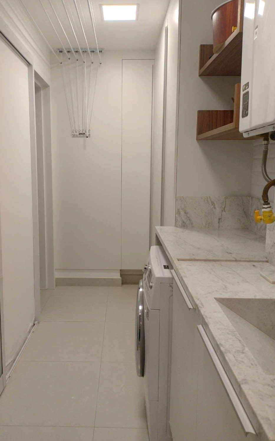 Apartamento à venda com 3 quartos, 130m² - Foto 13