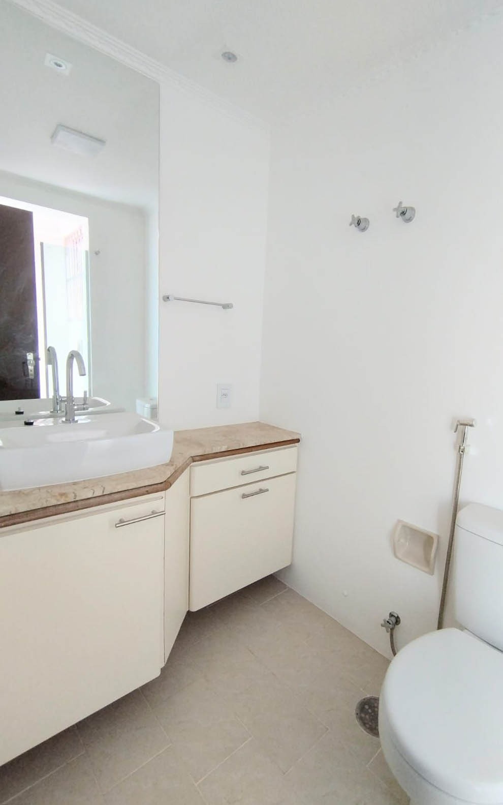 Apartamento à venda com 3 quartos, 95m² - Foto 23