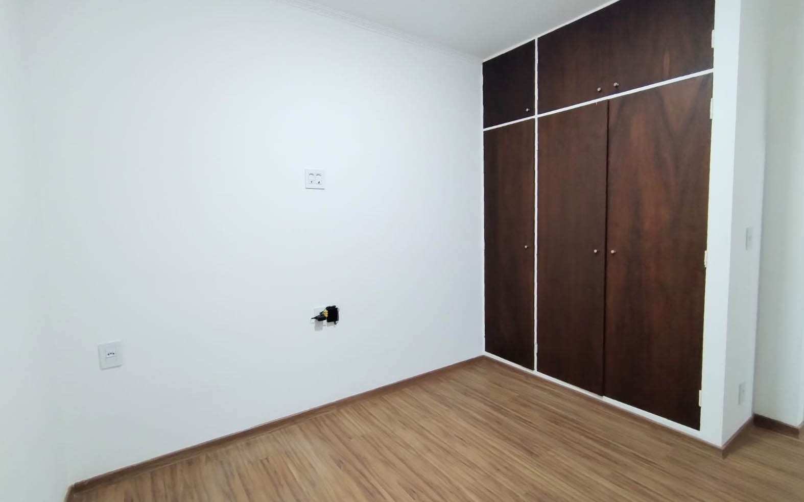 Apartamento à venda com 3 quartos, 95m² - Foto 10