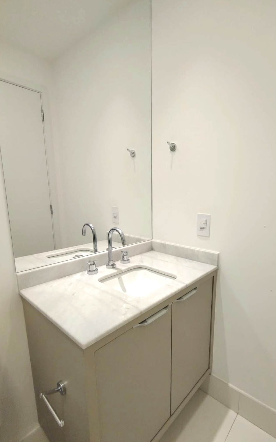 Apartamento à venda com 3 quartos, 130m² - Foto 25