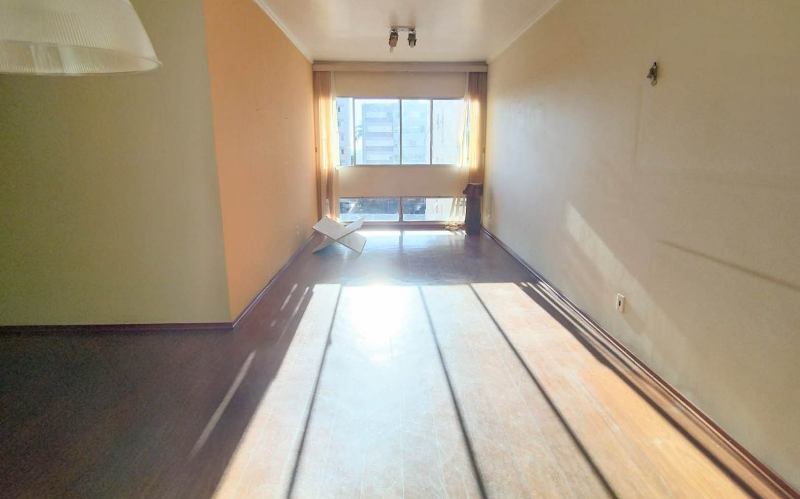 Apartamento à venda e aluguel com 3 quartos, 99m² - Foto 3