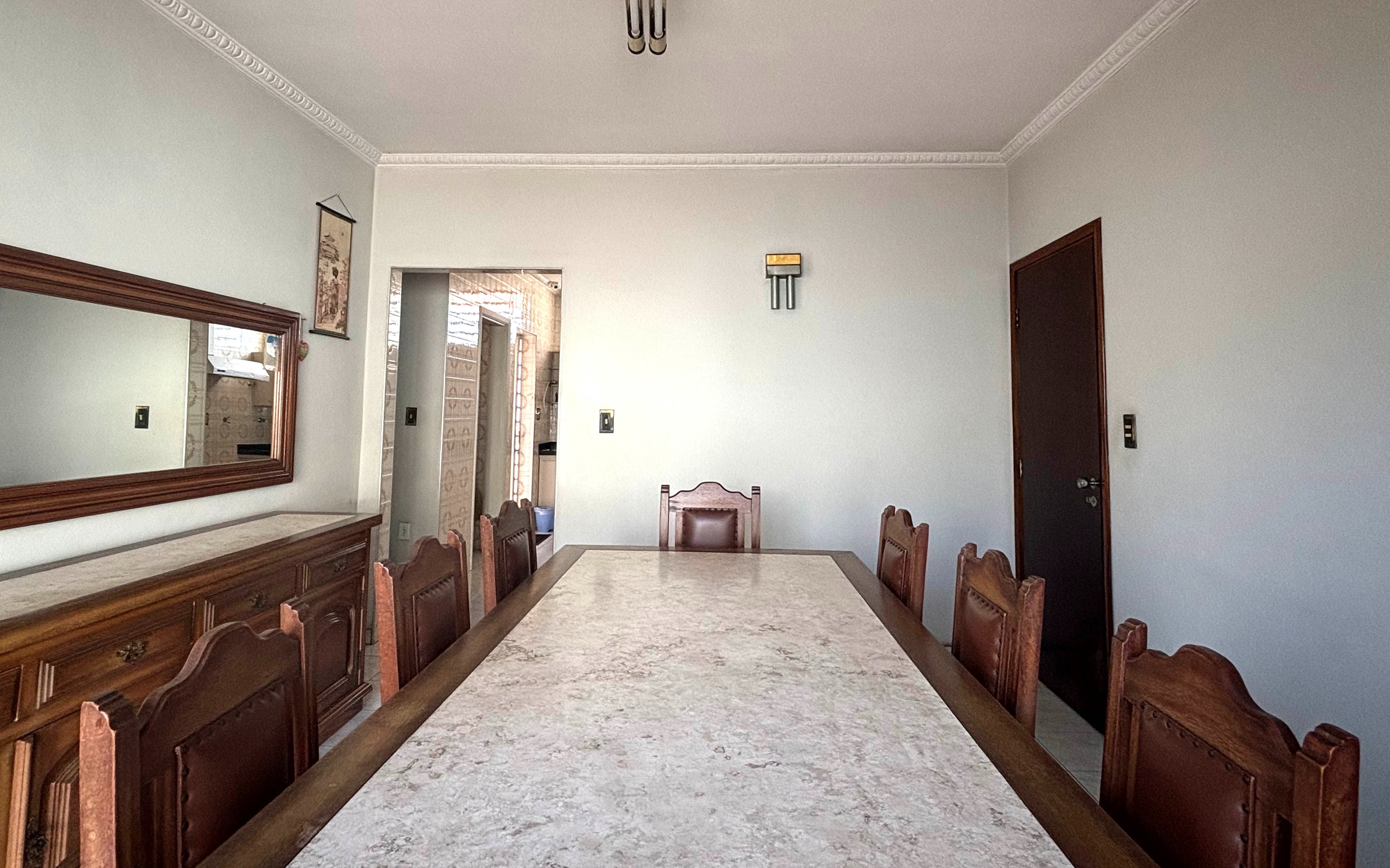 Casa à venda com 3 quartos, 250m² - Foto 11