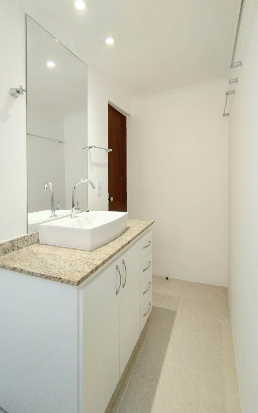 Apartamento à venda com 3 quartos, 95m² - Foto 20