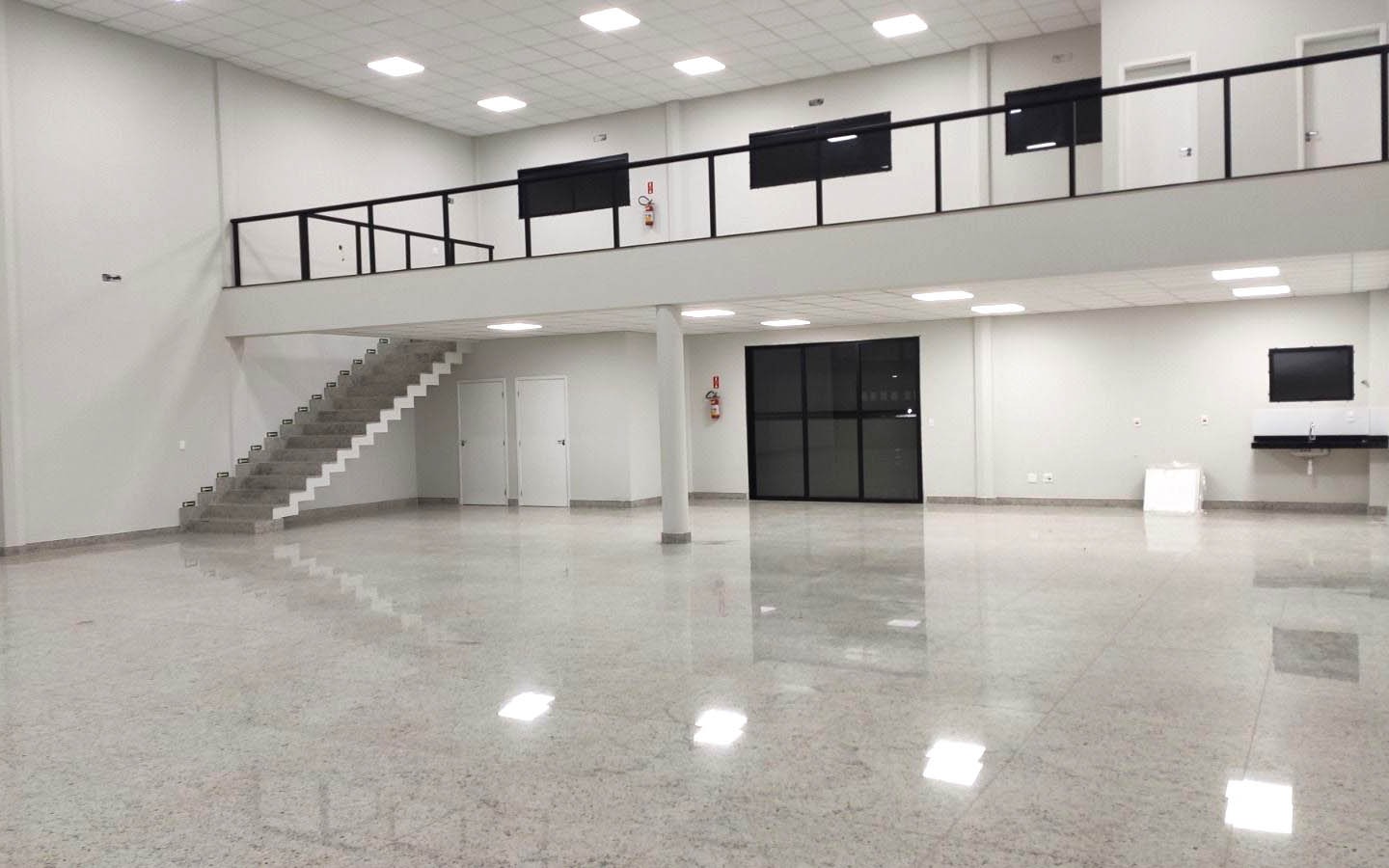 Depósito-Galpão, 345 m² - Foto 2