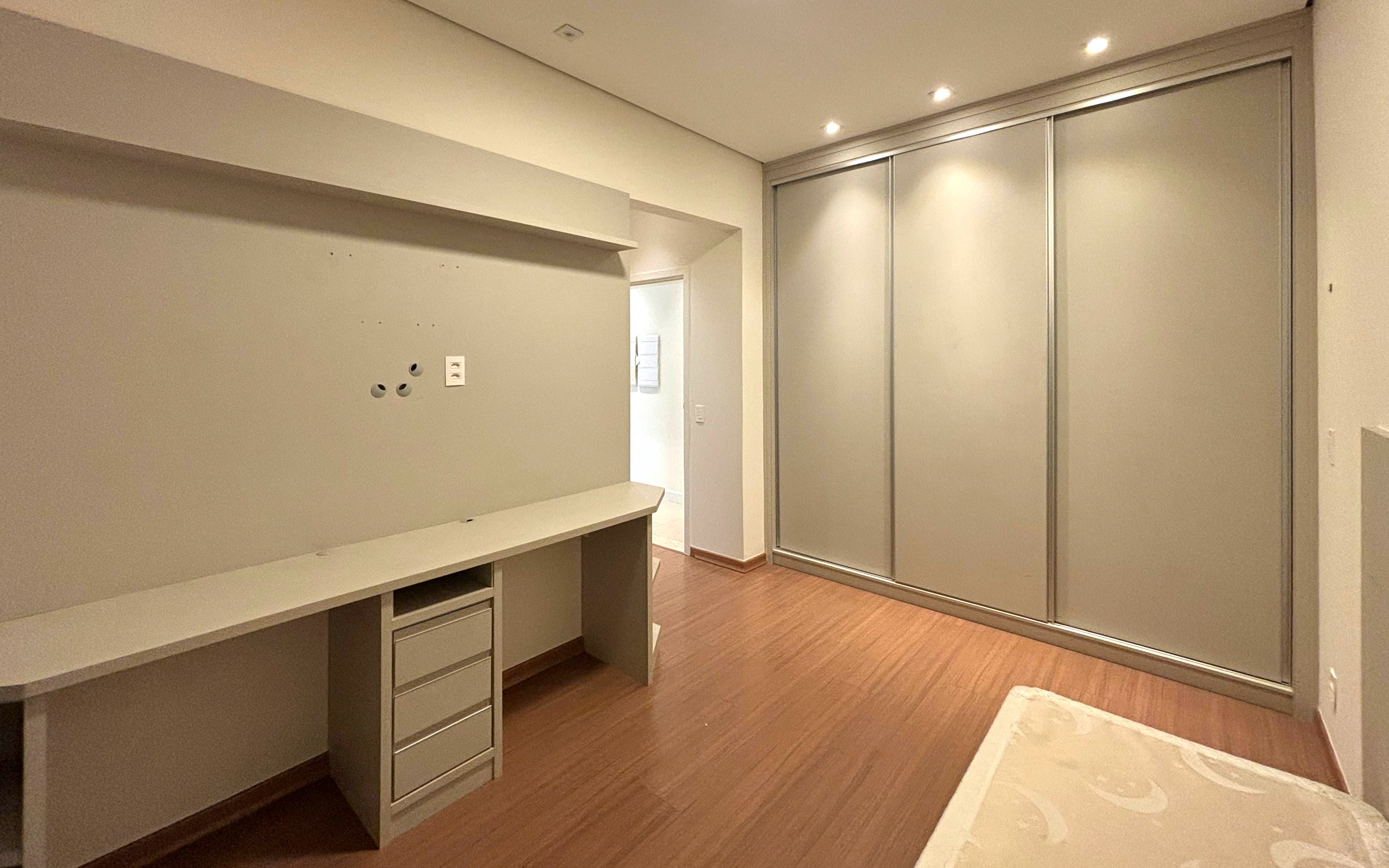 Casa de Condomínio para alugar com 3 quartos, 360m² - Foto 17