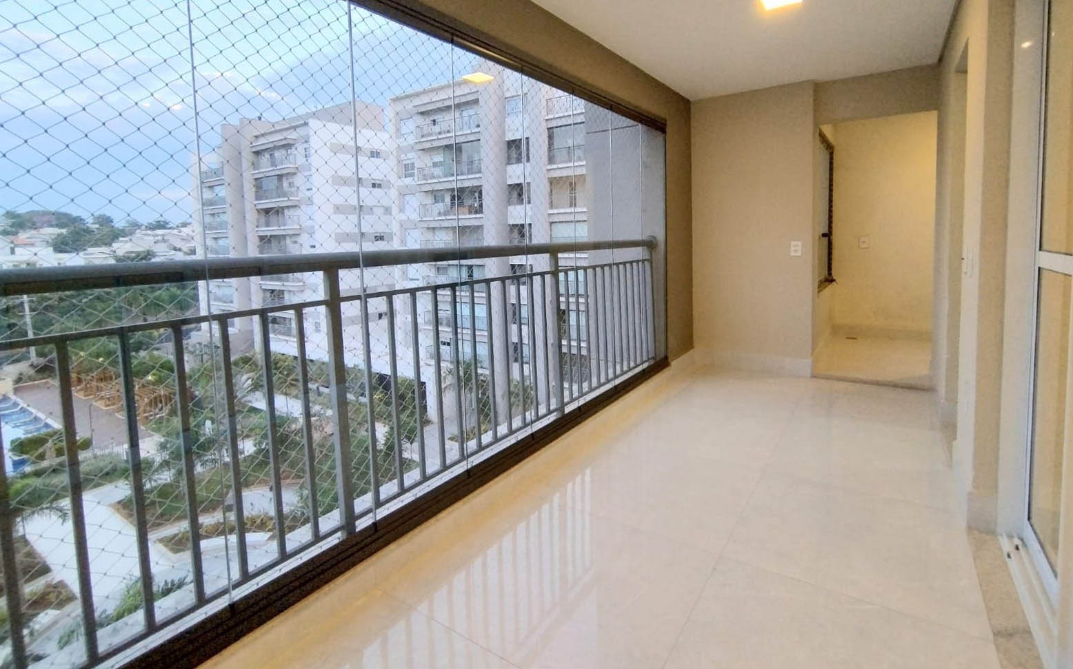 Apartamento para alugar com 3 quartos, 103m² - Foto 5