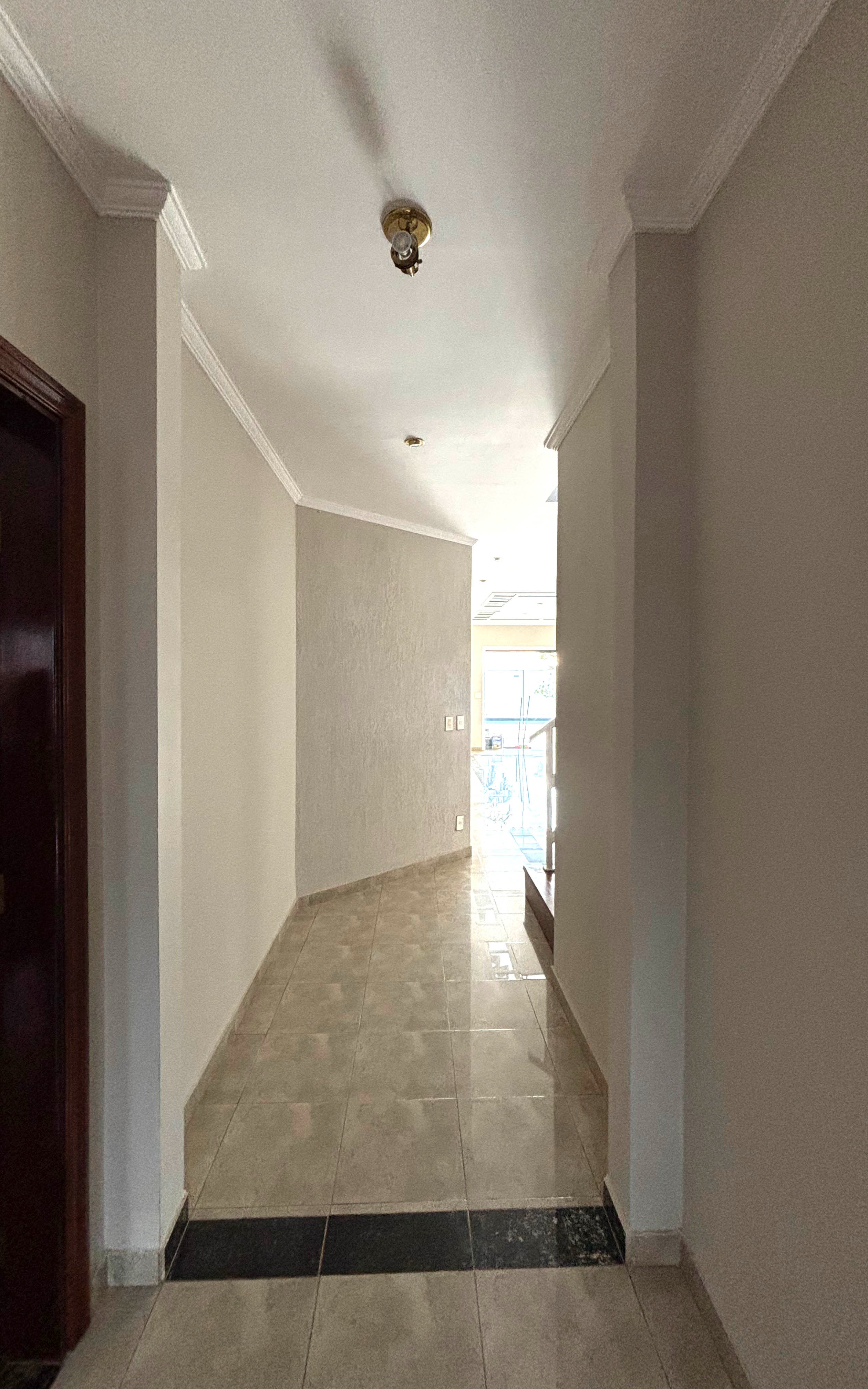 Casa de Condomínio à venda e aluguel com 3 quartos, 351m² - Foto 3