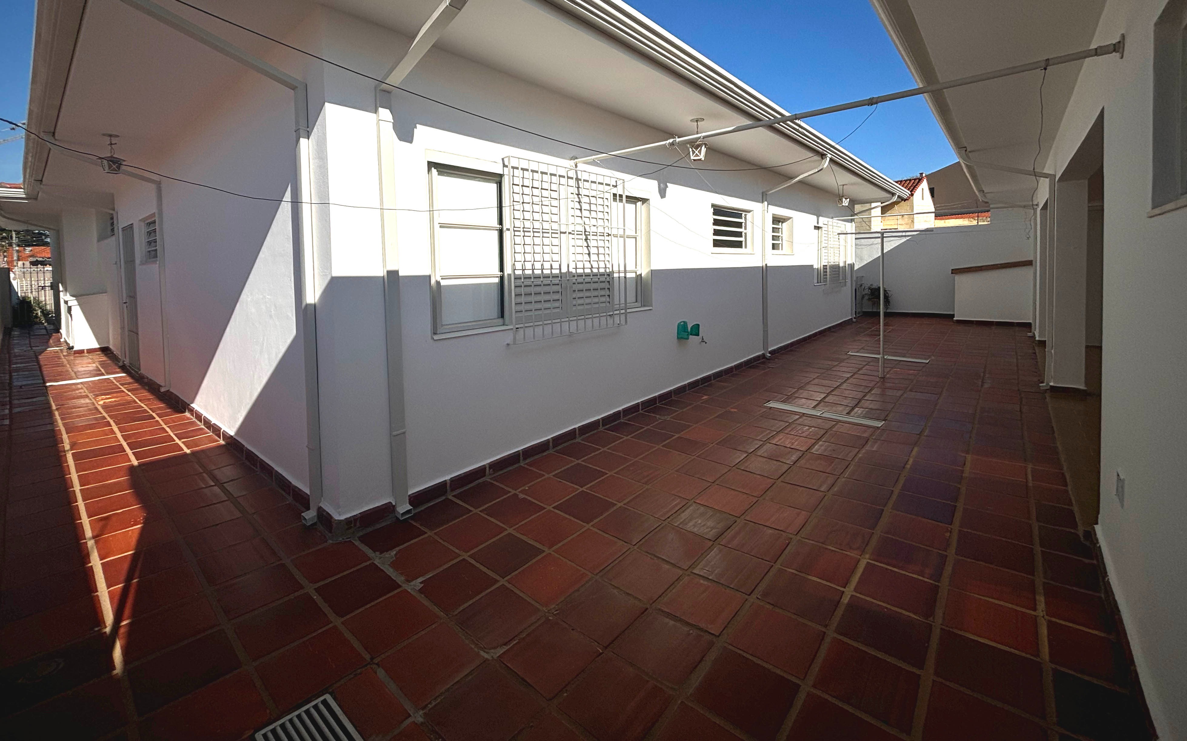 Casa à venda com 3 quartos, 250m² - Foto 32