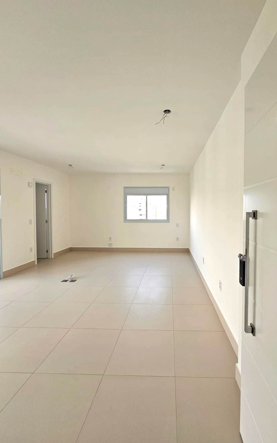 Apartamento à venda com 1 quarto, 41m² - Foto 2