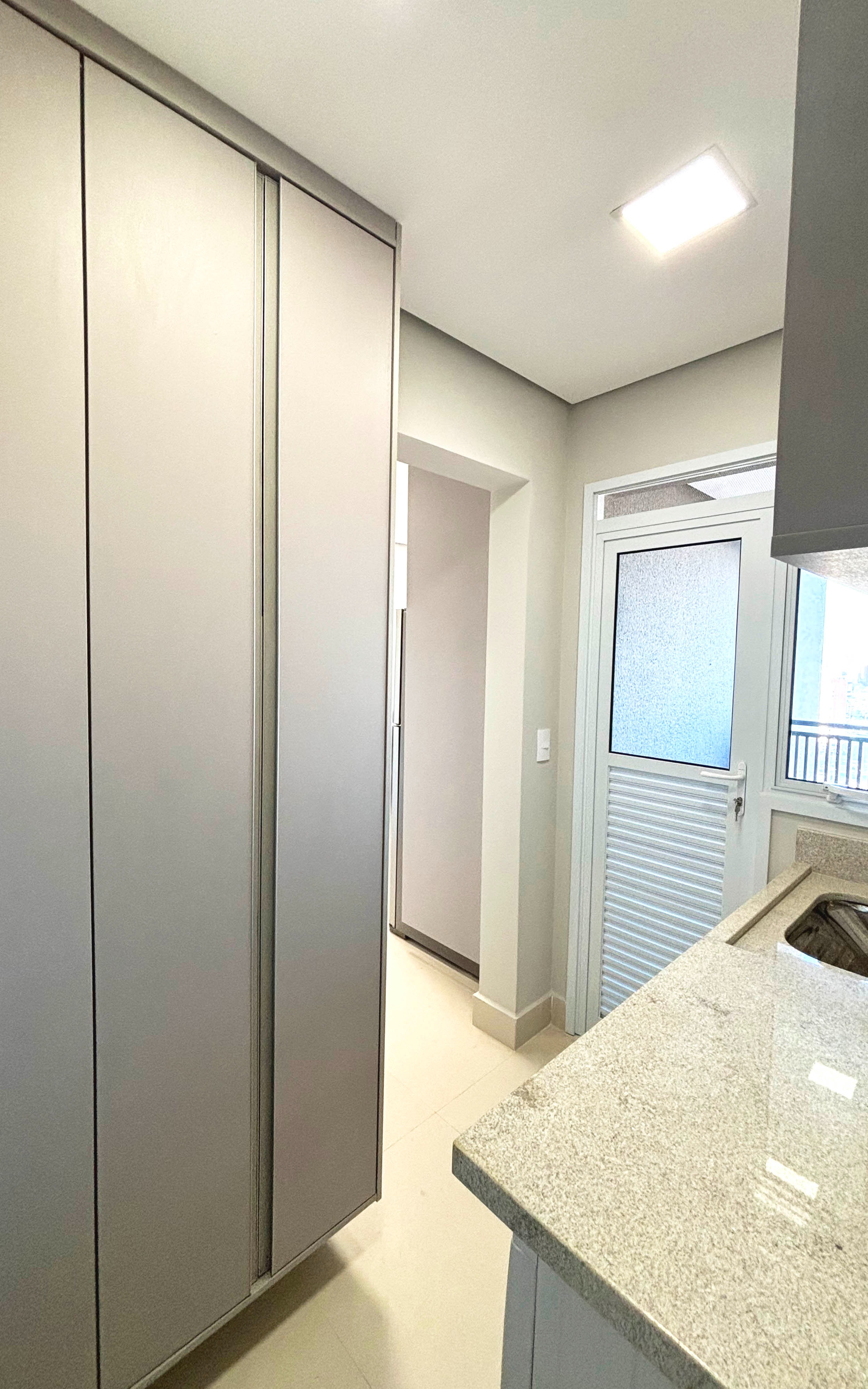 Apartamento à venda com 3 quartos, 115m² - Foto 16