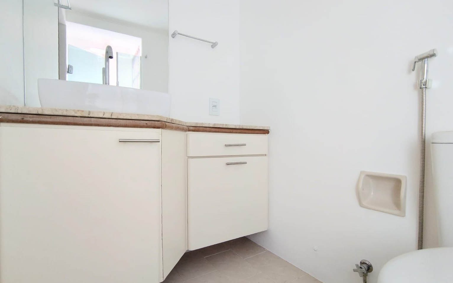 Apartamento à venda com 3 quartos, 95m² - Foto 22