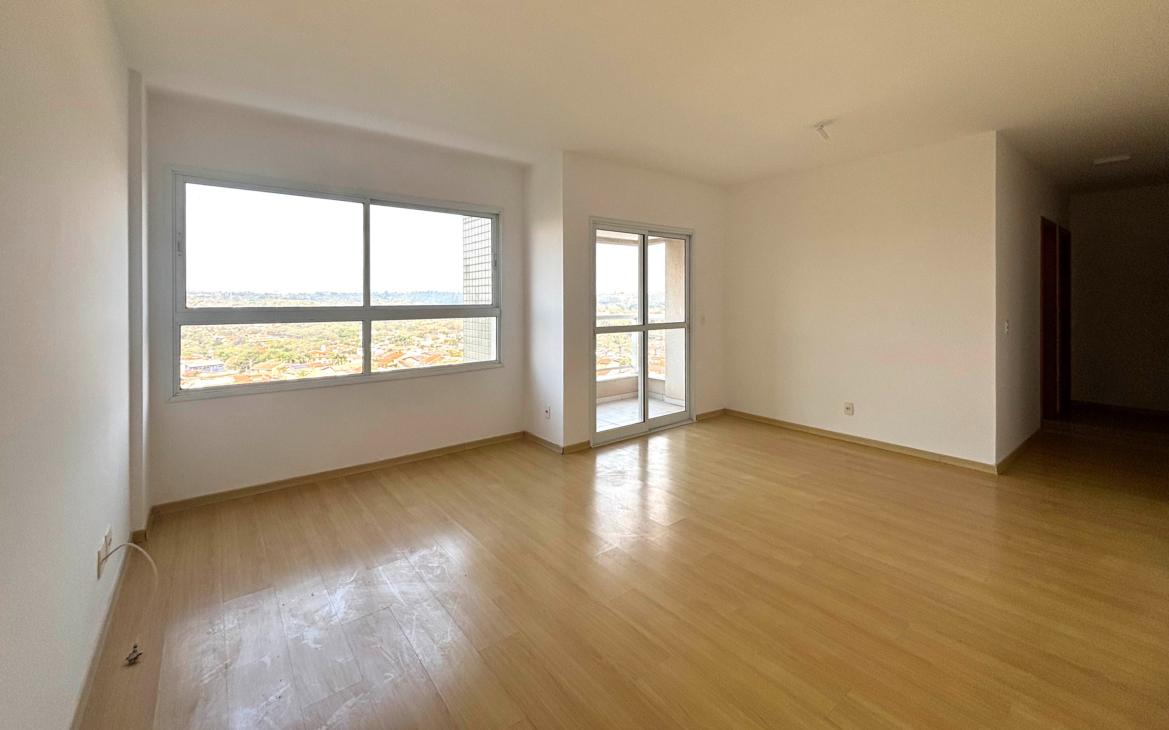 Apartamento à venda com 3 quartos, 81m² - Foto 1