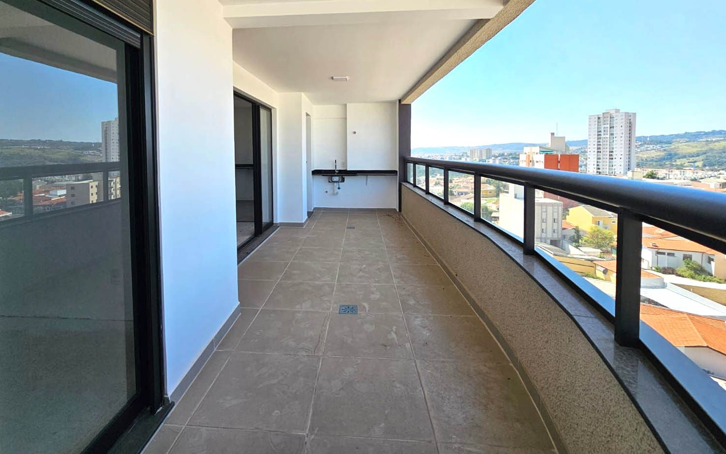 Apartamento à venda com 3 quartos, 141m² - Foto 15