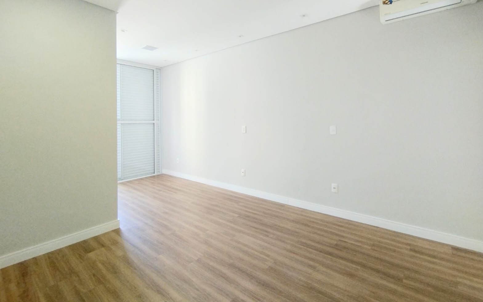 Casa à venda com 3 quartos, 200m² - Foto 15