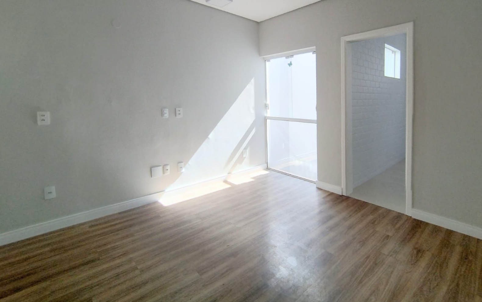 Casa à venda com 3 quartos, 200m² - Foto 16