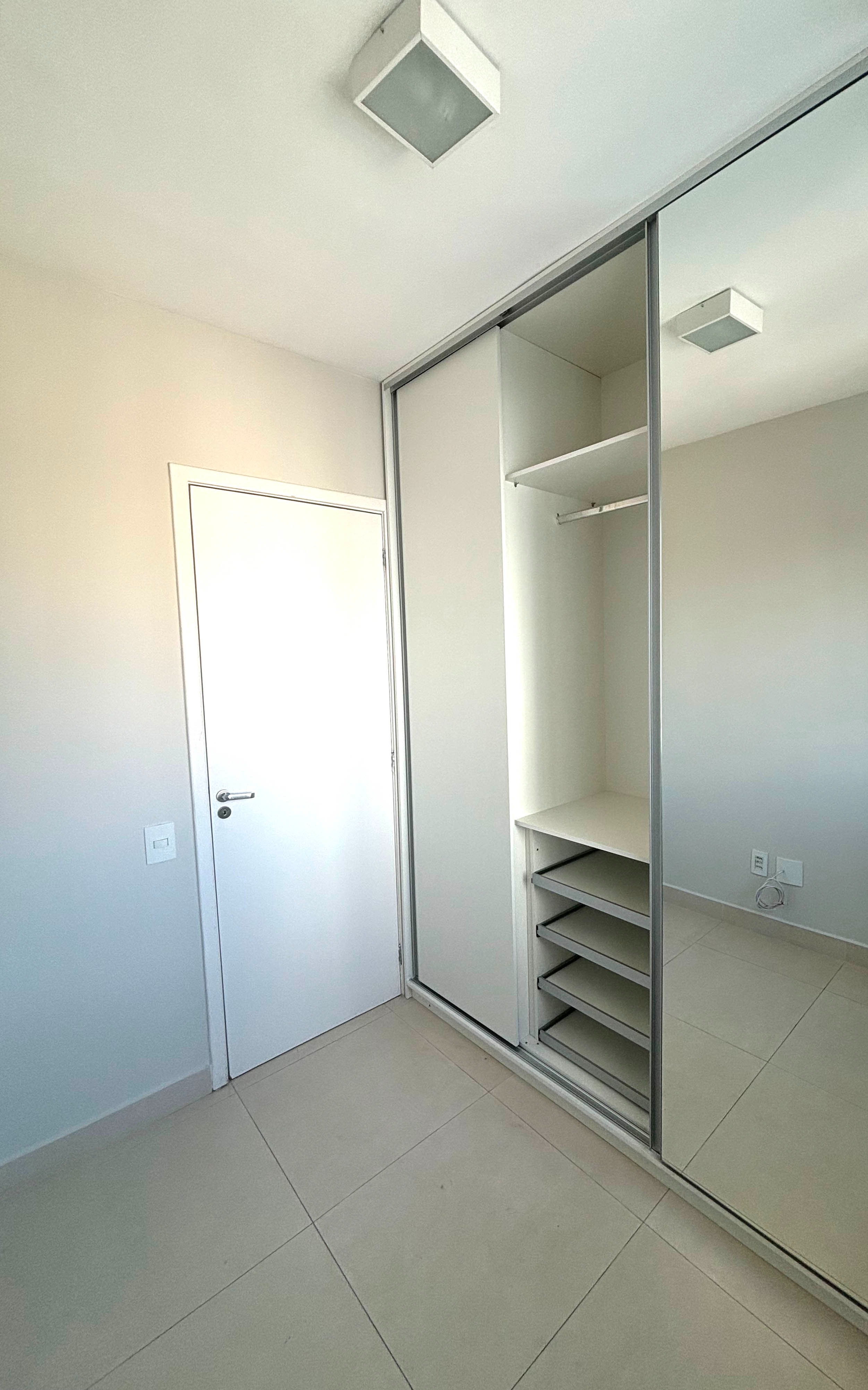 Apartamento à venda com 2 quartos, 65m² - Foto 11