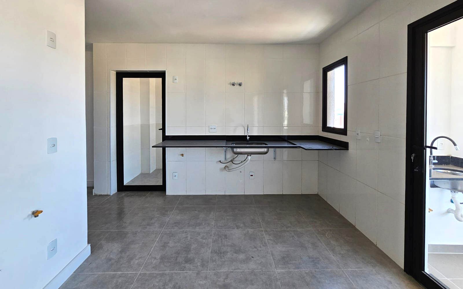 Apartamento à venda com 3 quartos, 141m² - Foto 10