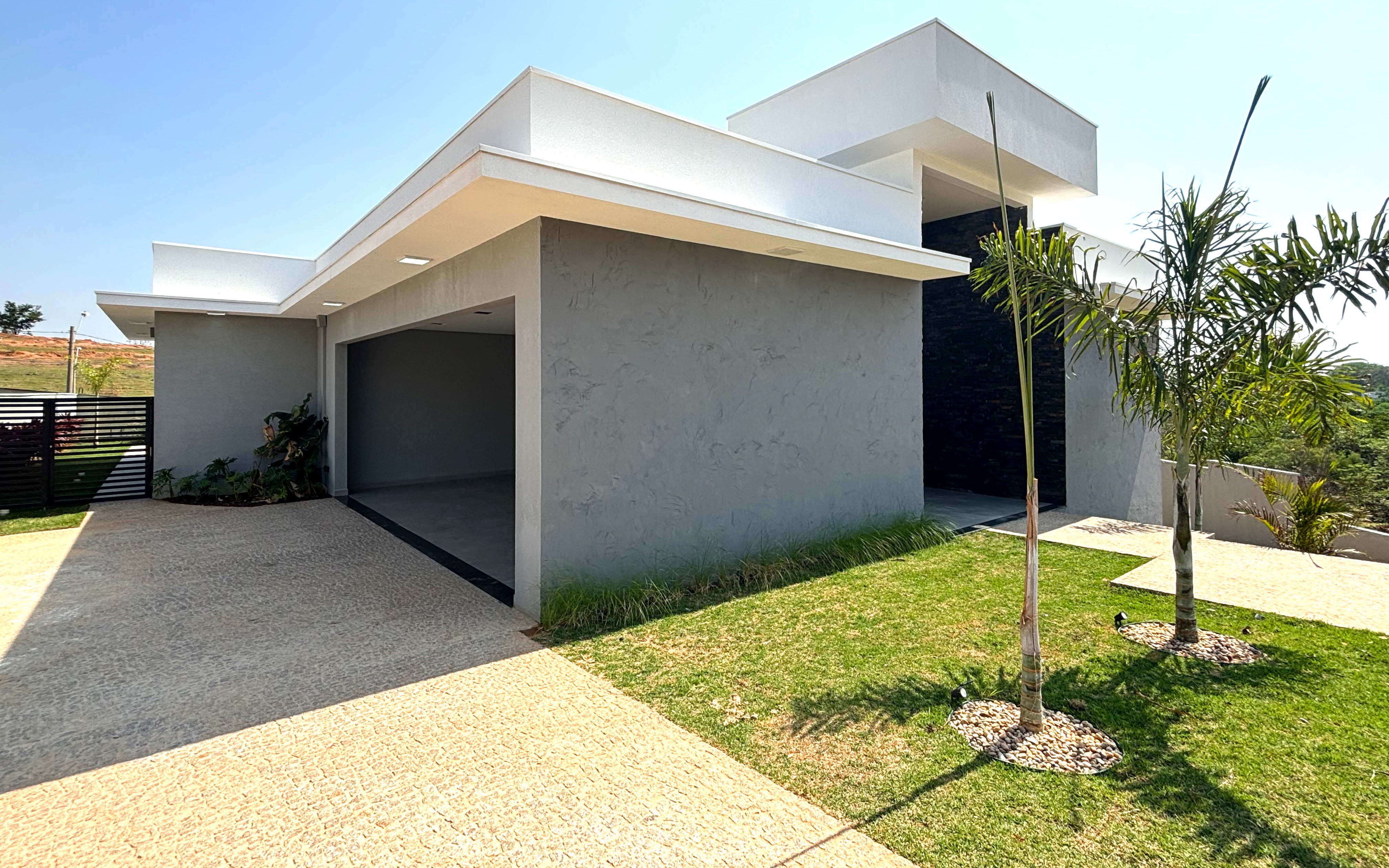 Casa de Condomínio à venda e aluguel com 4 quartos, 1130m² - Foto 1