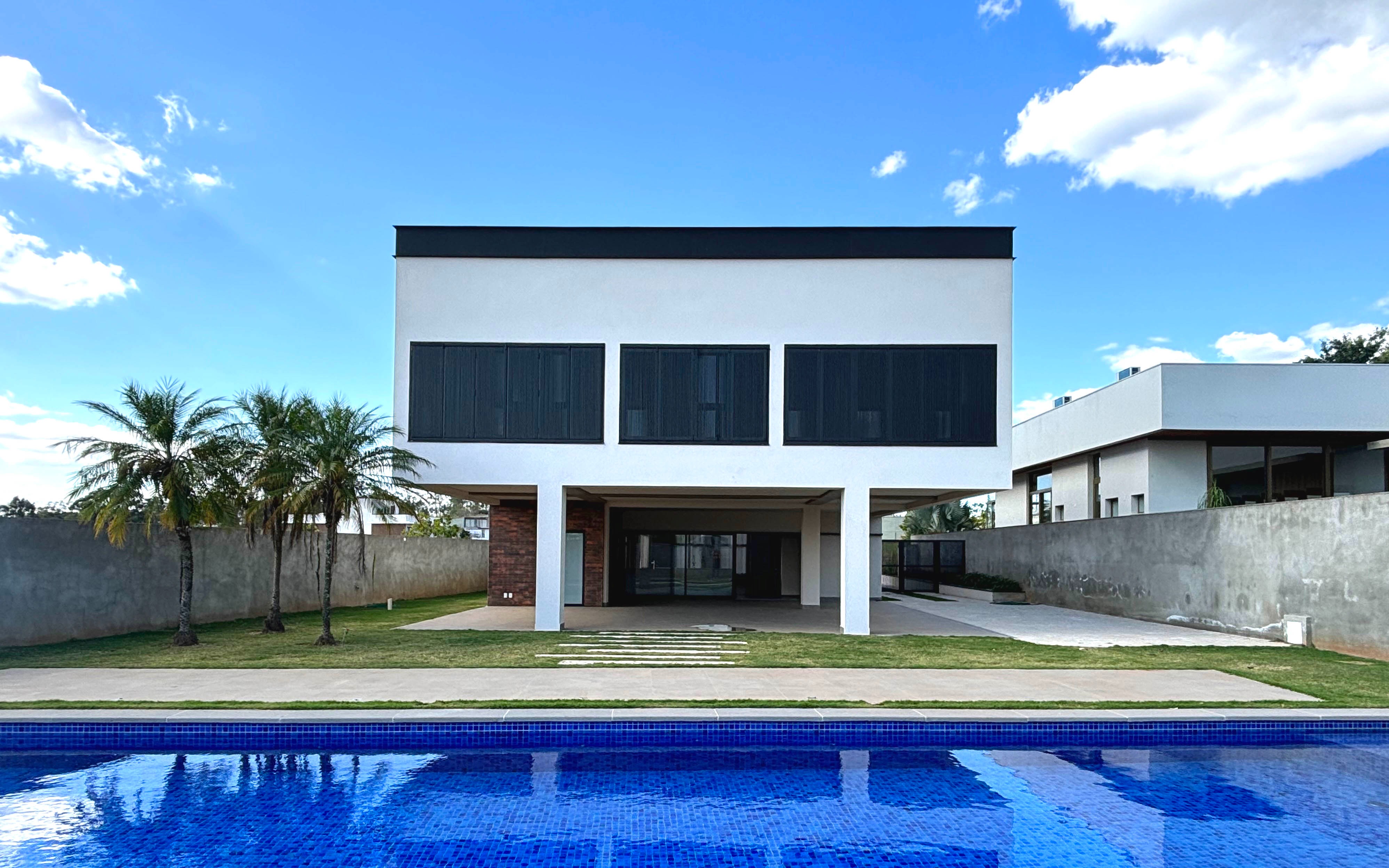 Casa de Condomínio à venda com 3 quartos, 1010m² - Foto 1