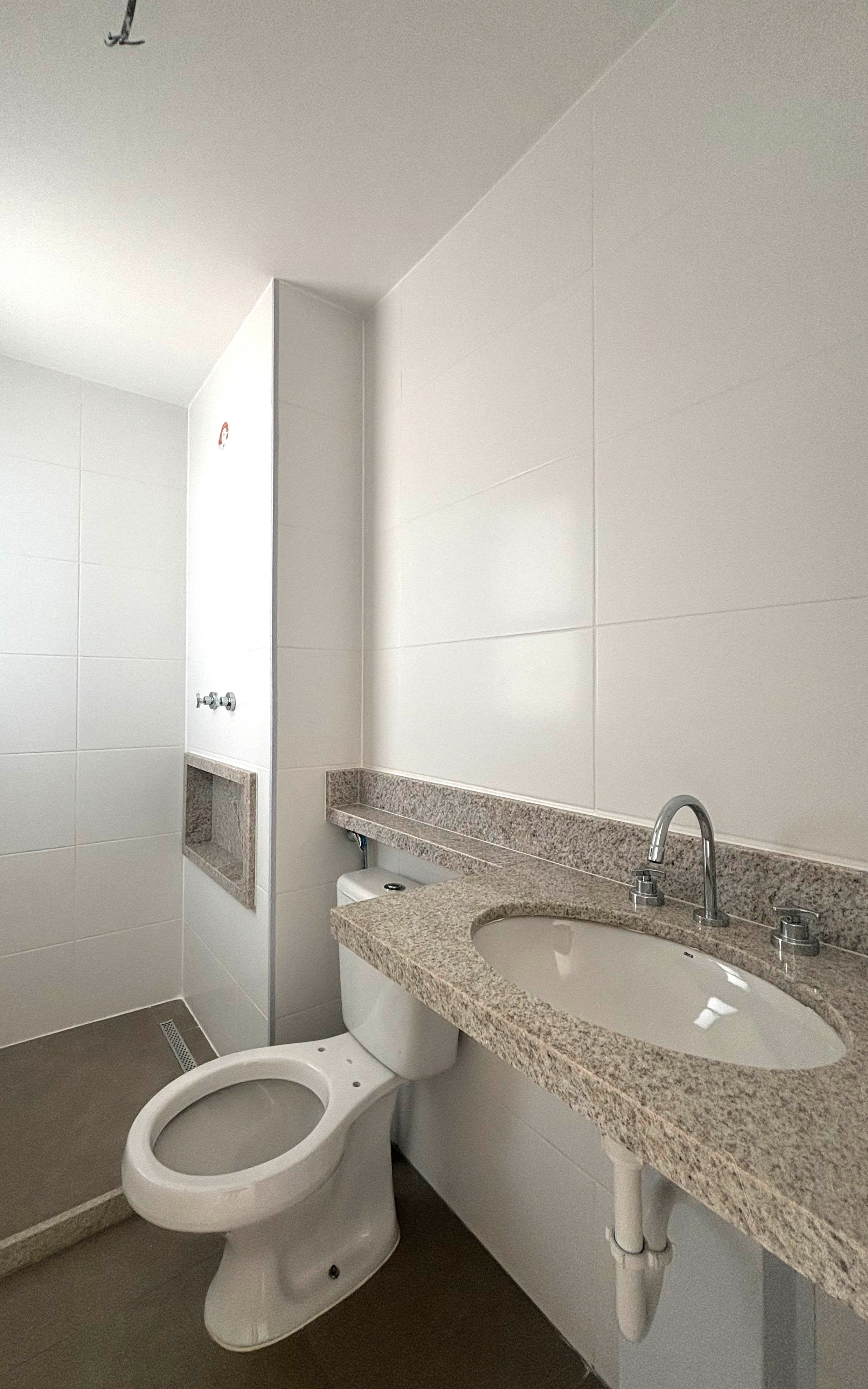 Apartamento à venda com 2 quartos, 68m² - Foto 13