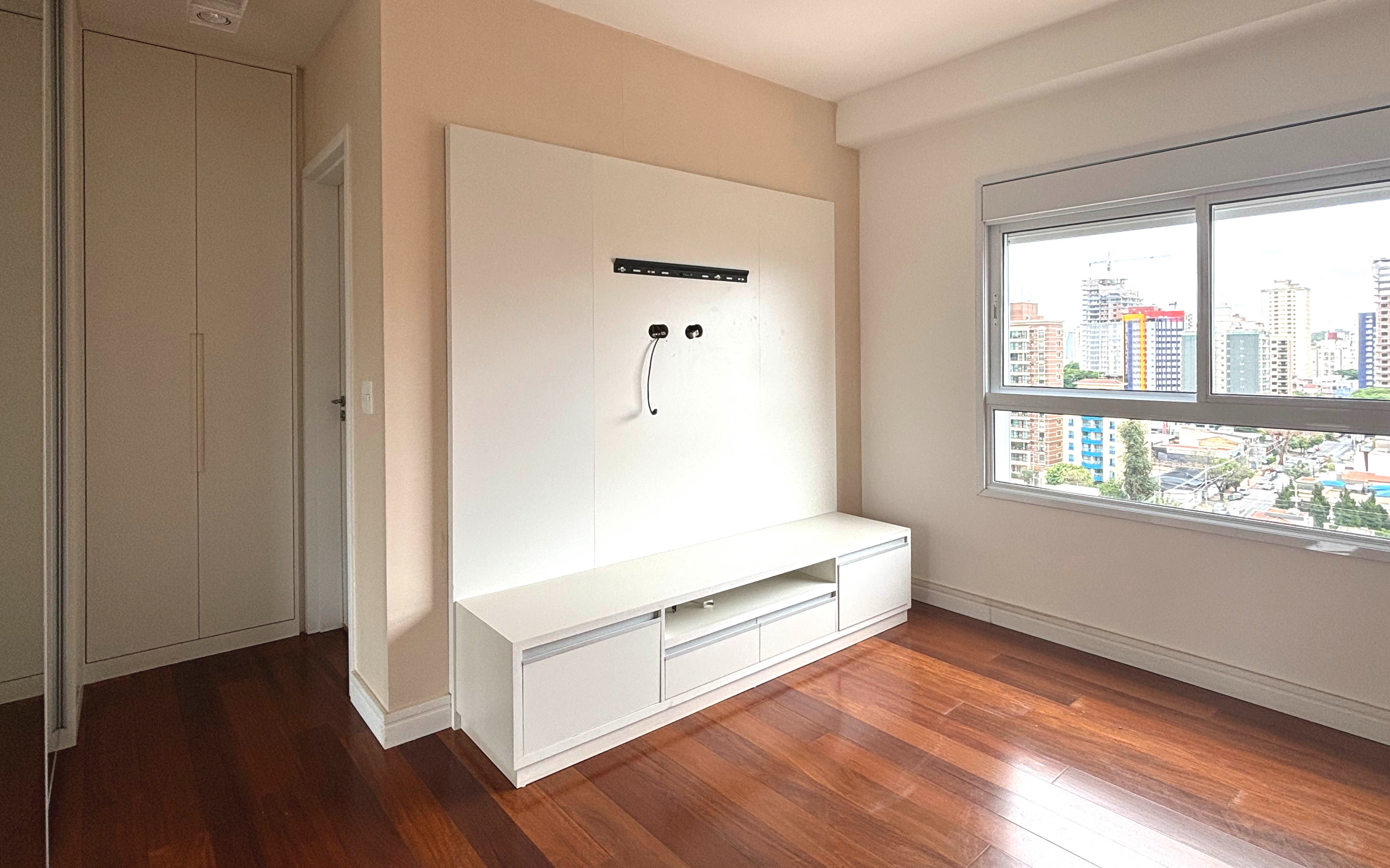 Apartamento para alugar com 2 quartos, 92m² - Foto 17