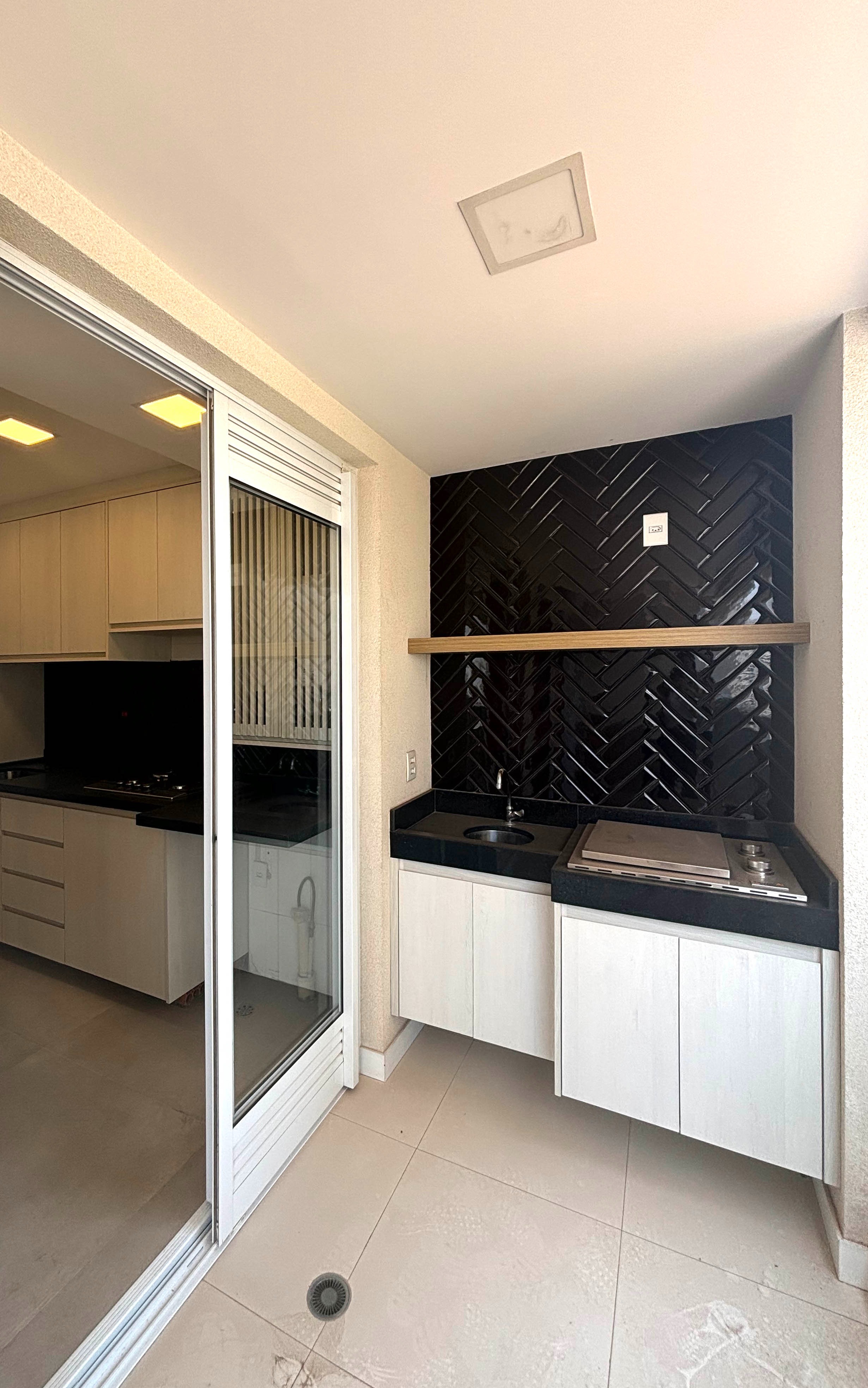 Apartamento à venda com 3 quartos, 74m² - Foto 10