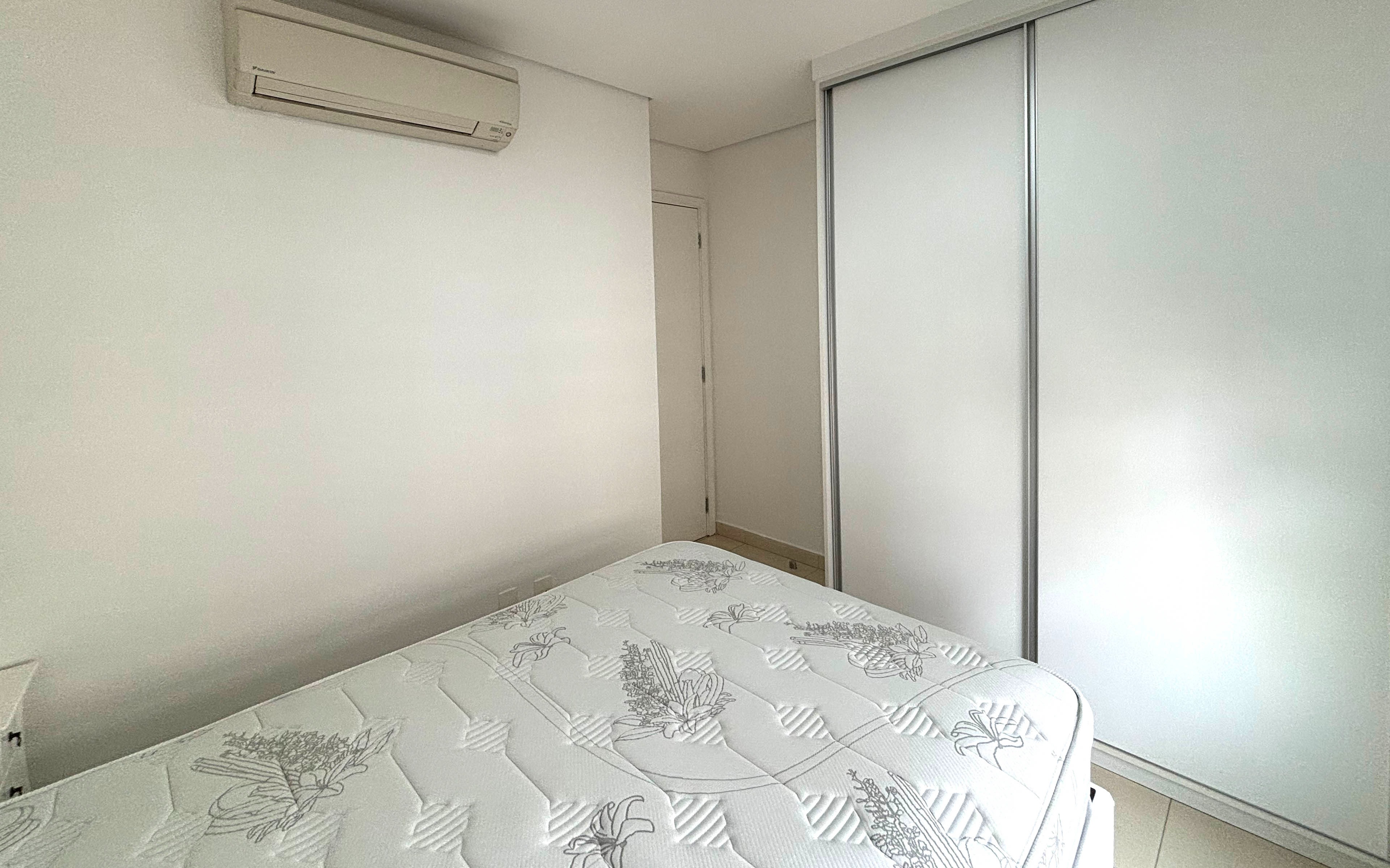 Apartamento para alugar com 2 quartos, 55m² - Foto 11