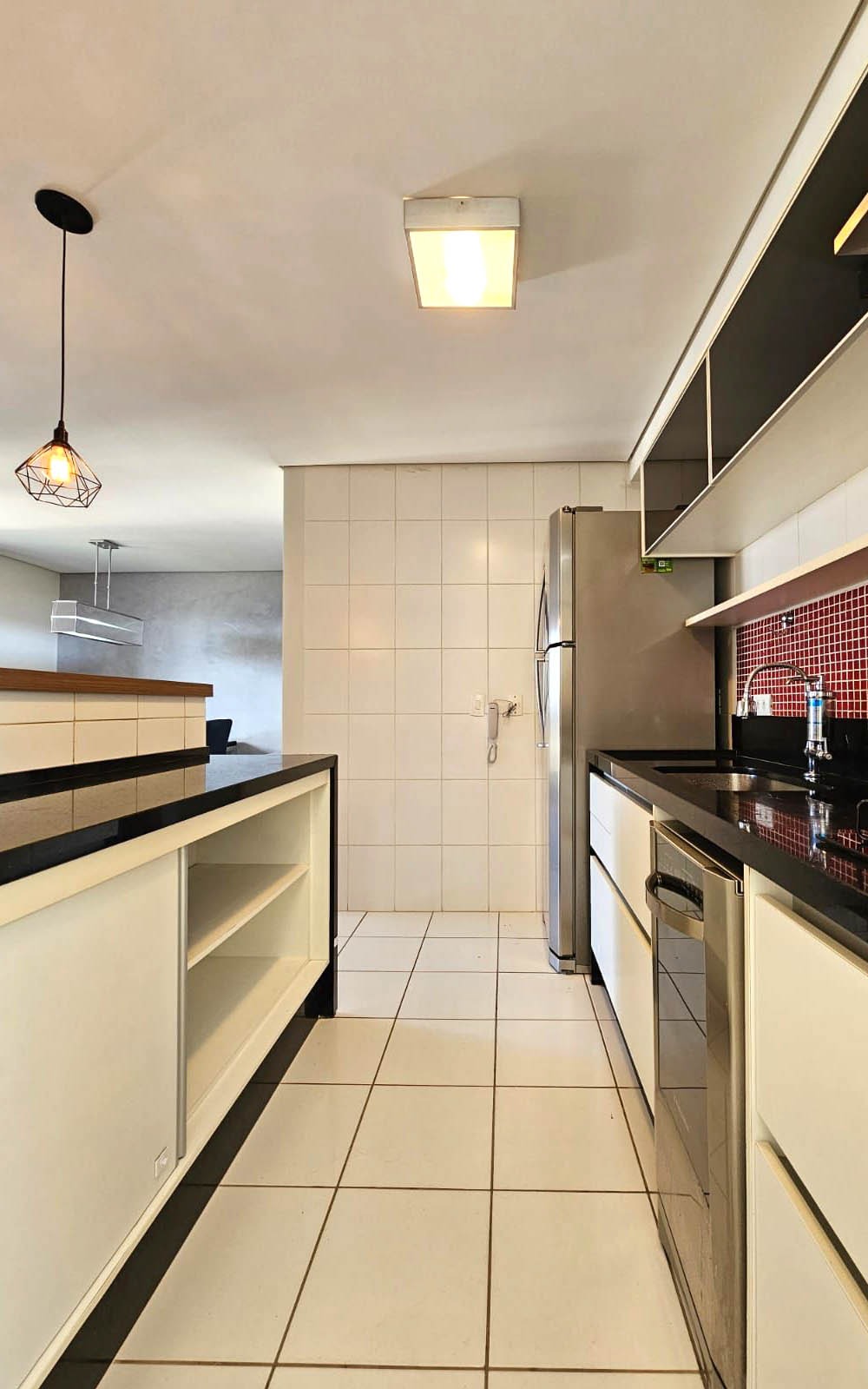 Apartamento para alugar com 3 quartos, 87m² - Foto 9